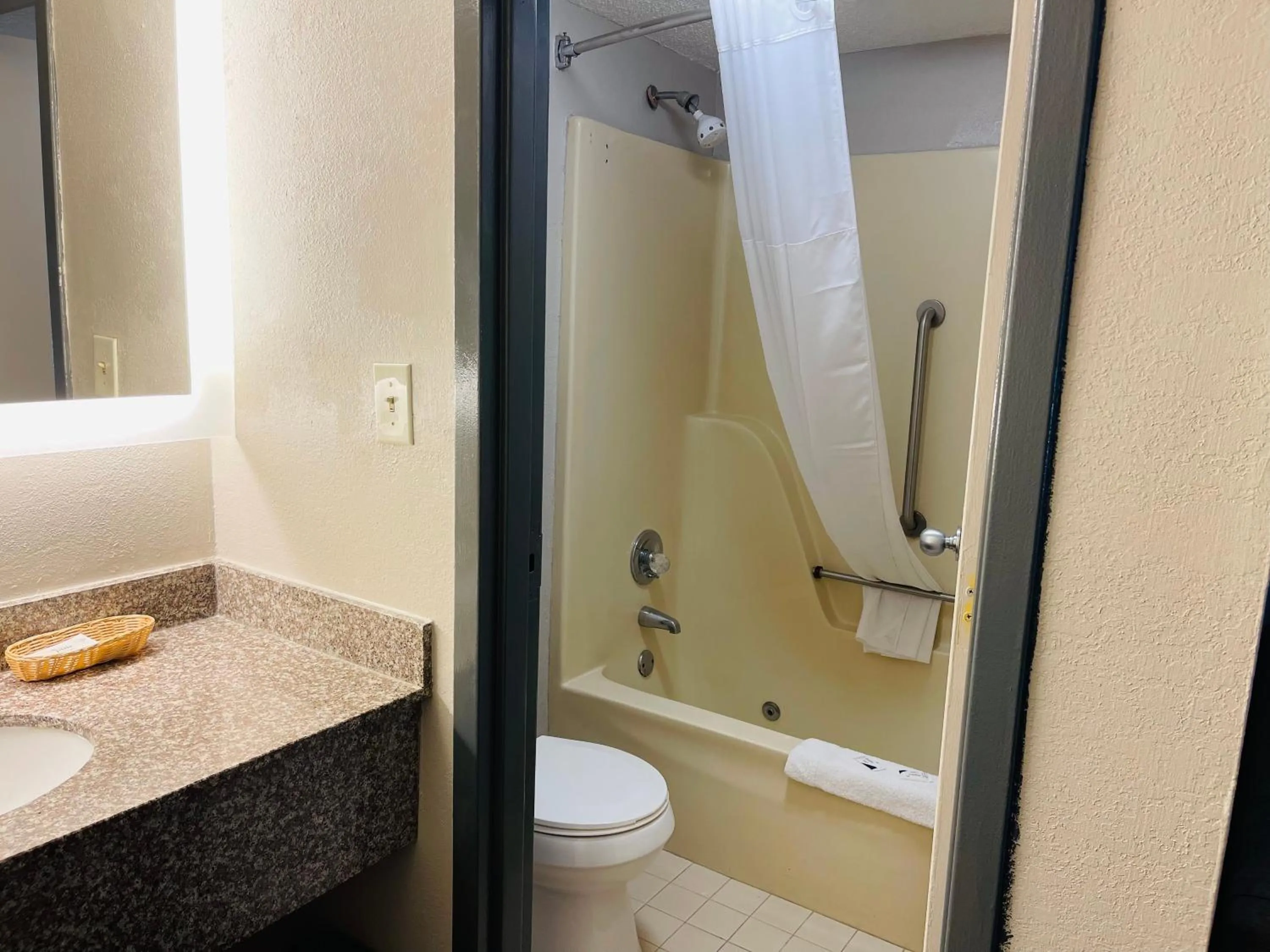 Rodeway Inn Greenwood