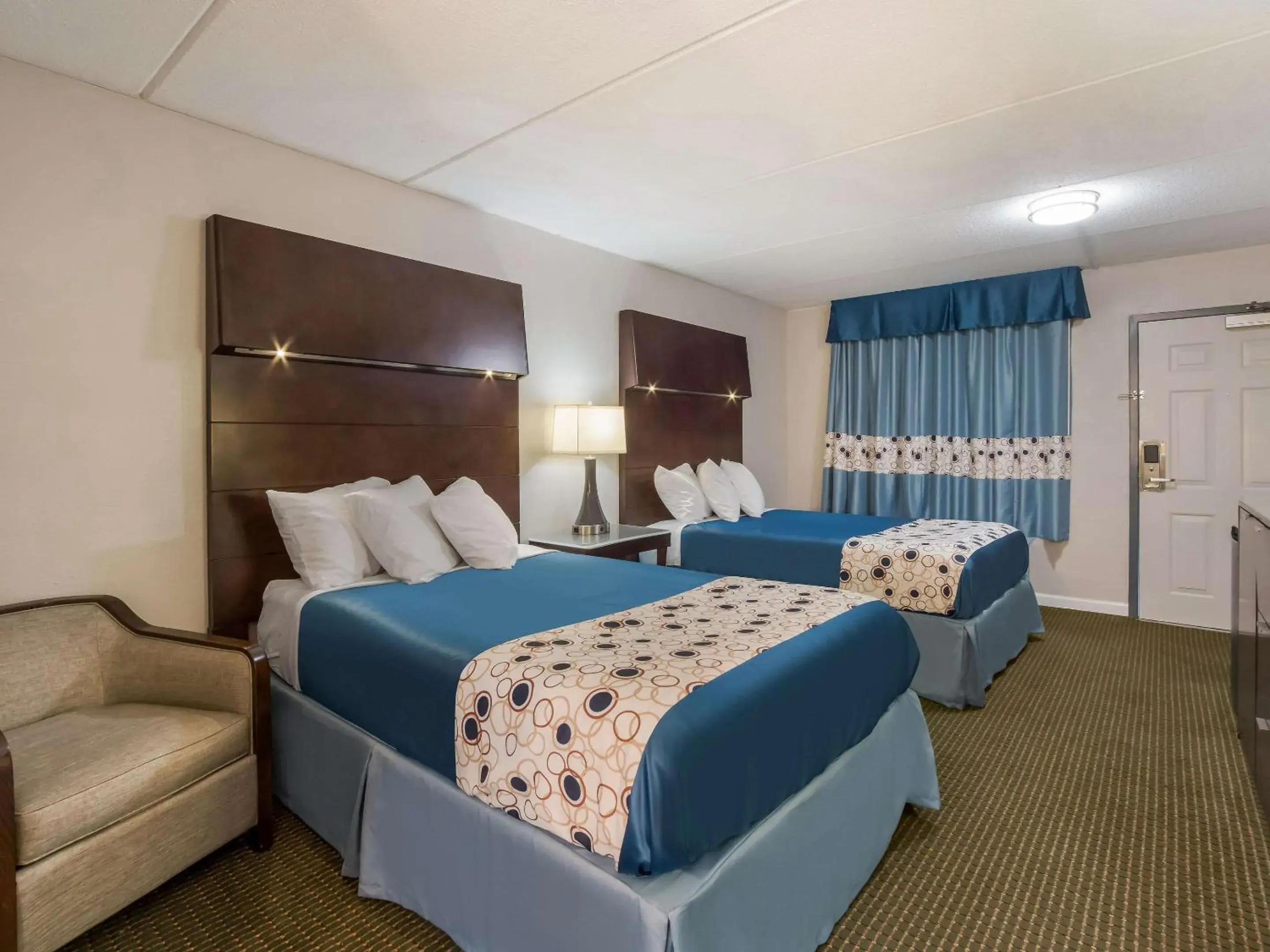 Bedroom, Bed in Rodeway Inn Bedroom, Bed in Rodeway Inn