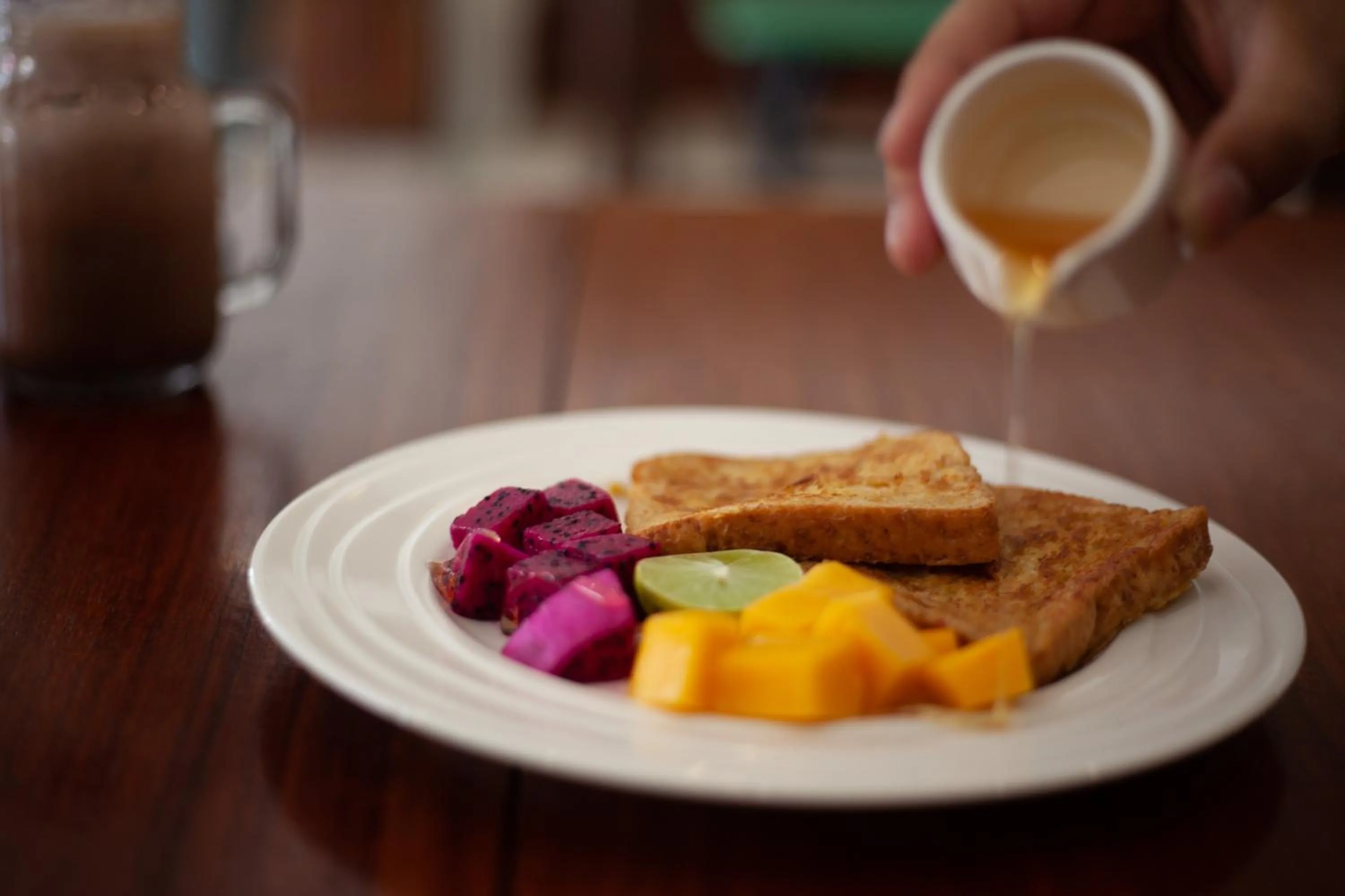 Restaurant/places to eat in Elliebum Boutique Hotel