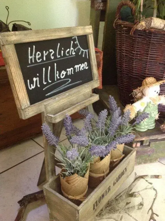 Single Room with Balcony - single occupancy in Landhaus Burs Single Room with Balcony - single occupancy in Landhaus Burs