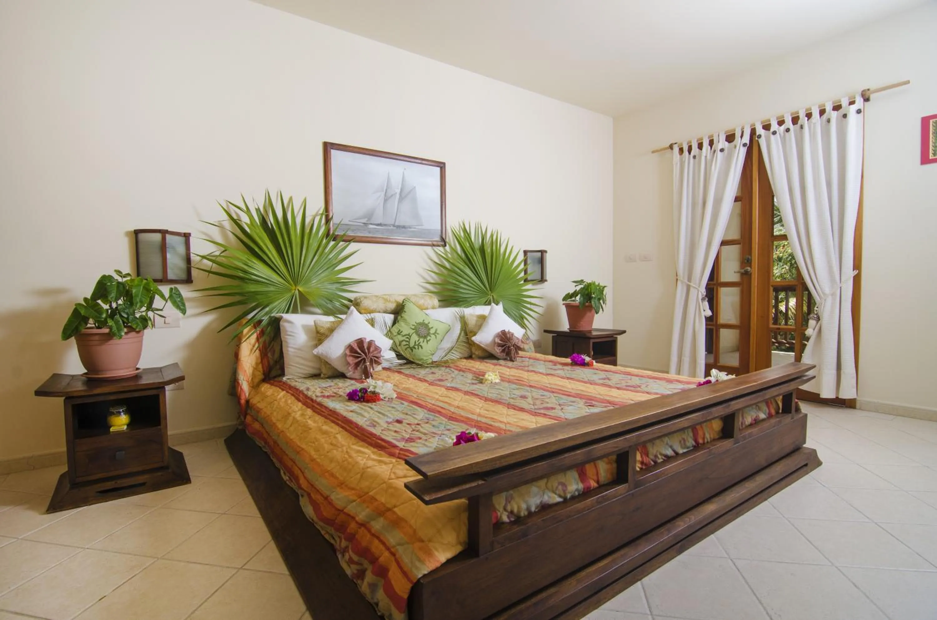 Bedroom, Bed in Antigua Superyacht Marina & Resort