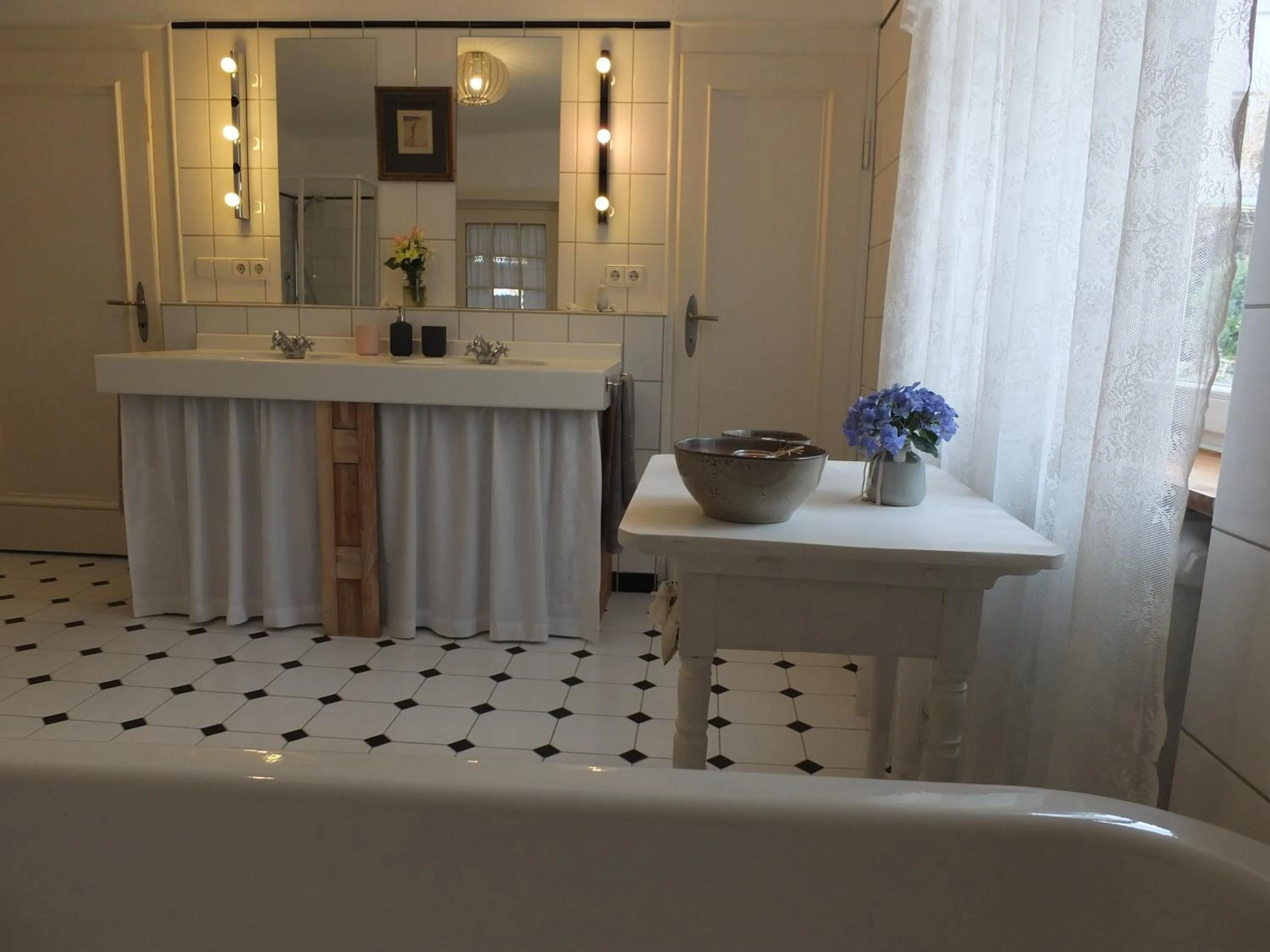 Shower in B&B Rosenliebe