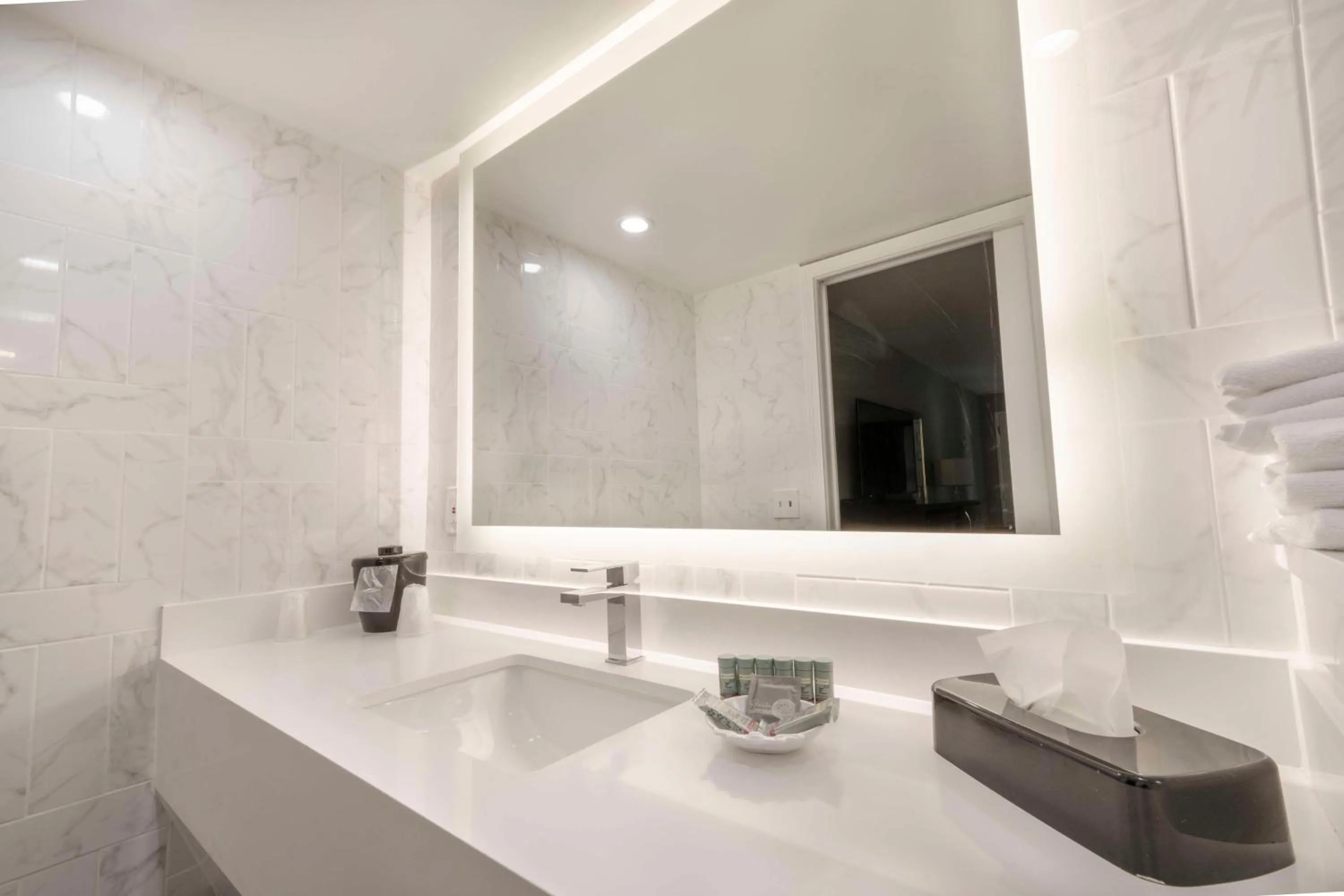 Bathroom in Best Western Historical Inn