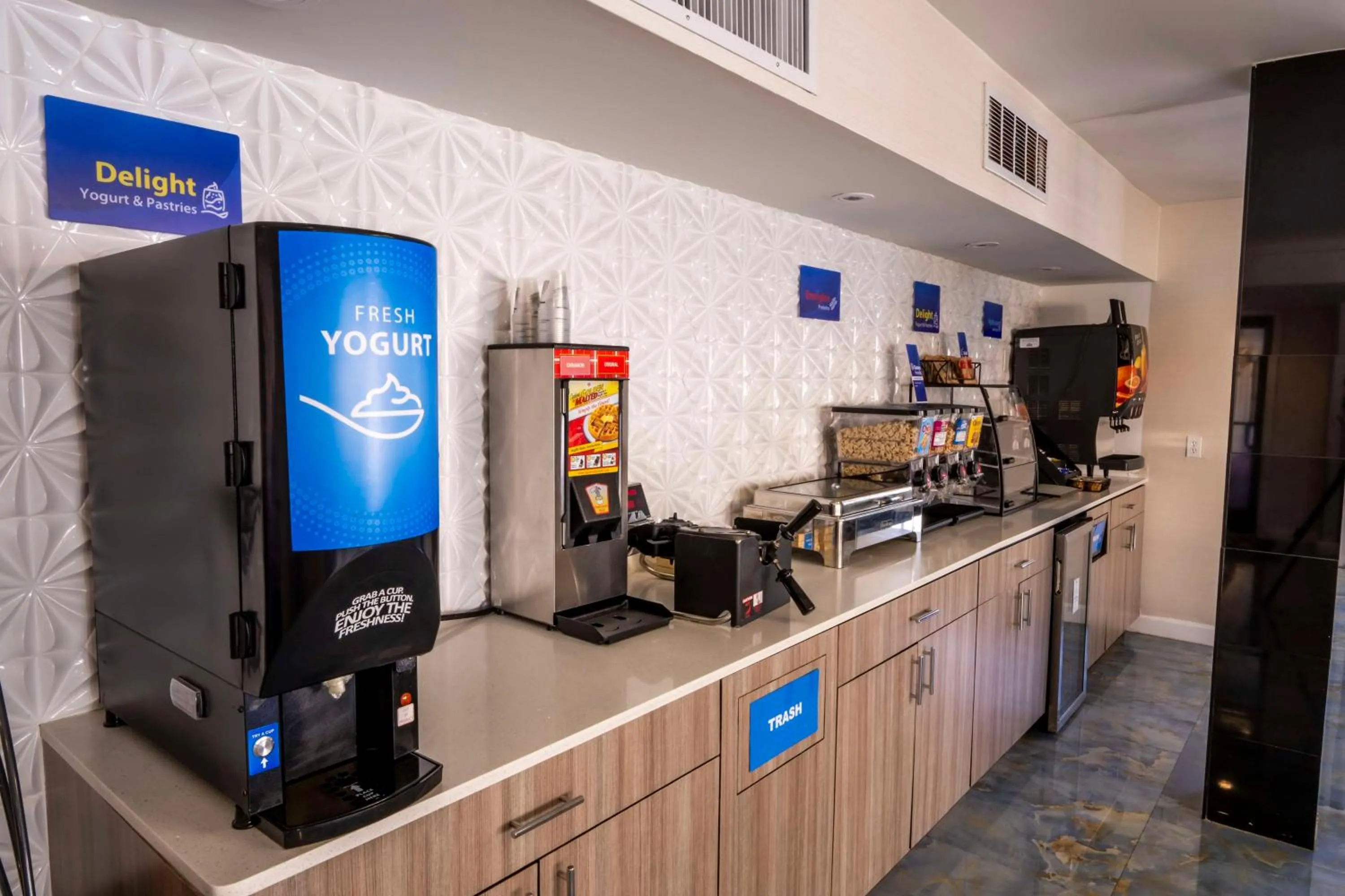 Breakfast in Best Western Historical Inn