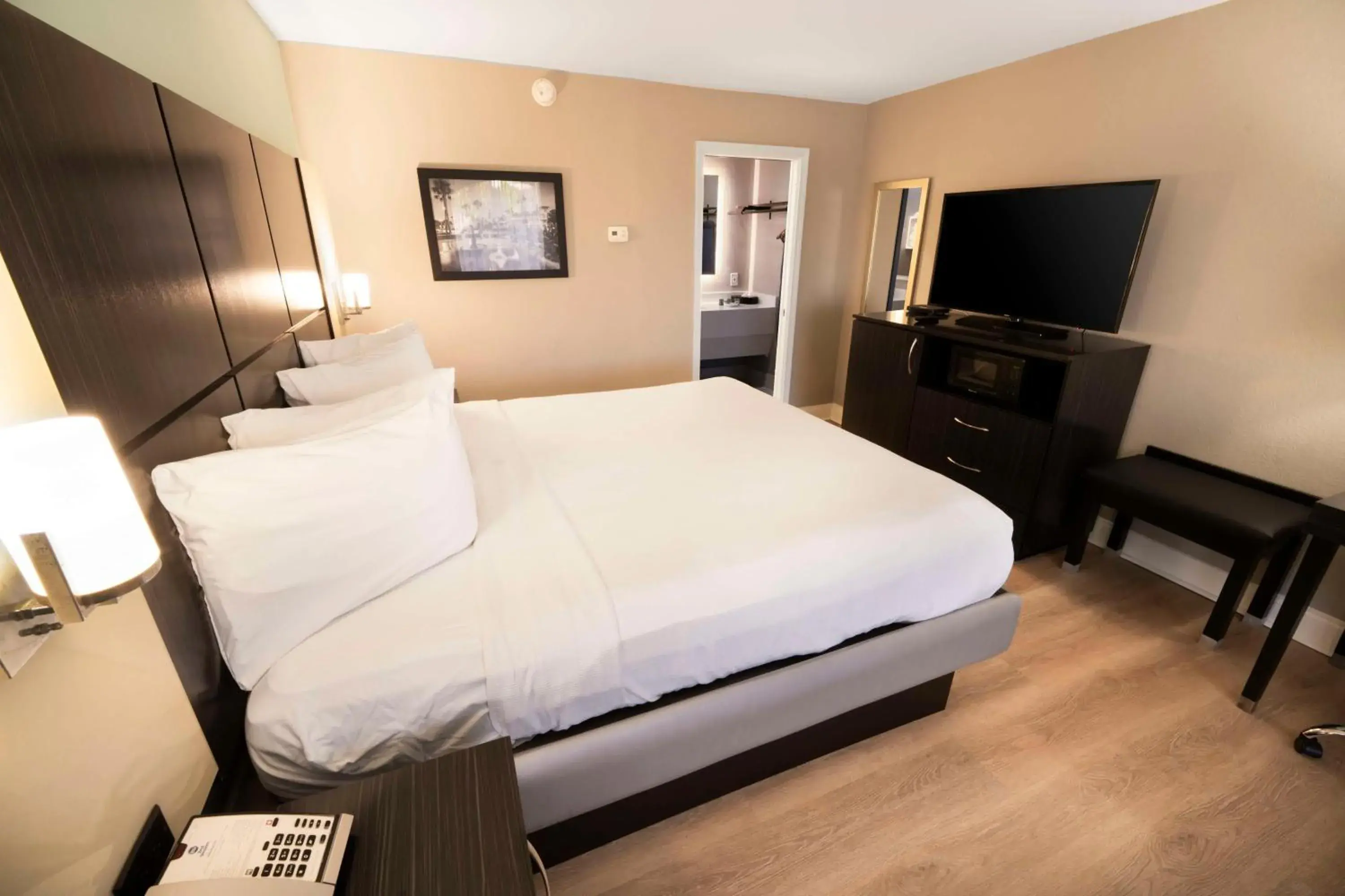 King Room - Non-Smoking in Best Western Historical Inn King Room - Non-Smoking in Best Western Historical Inn