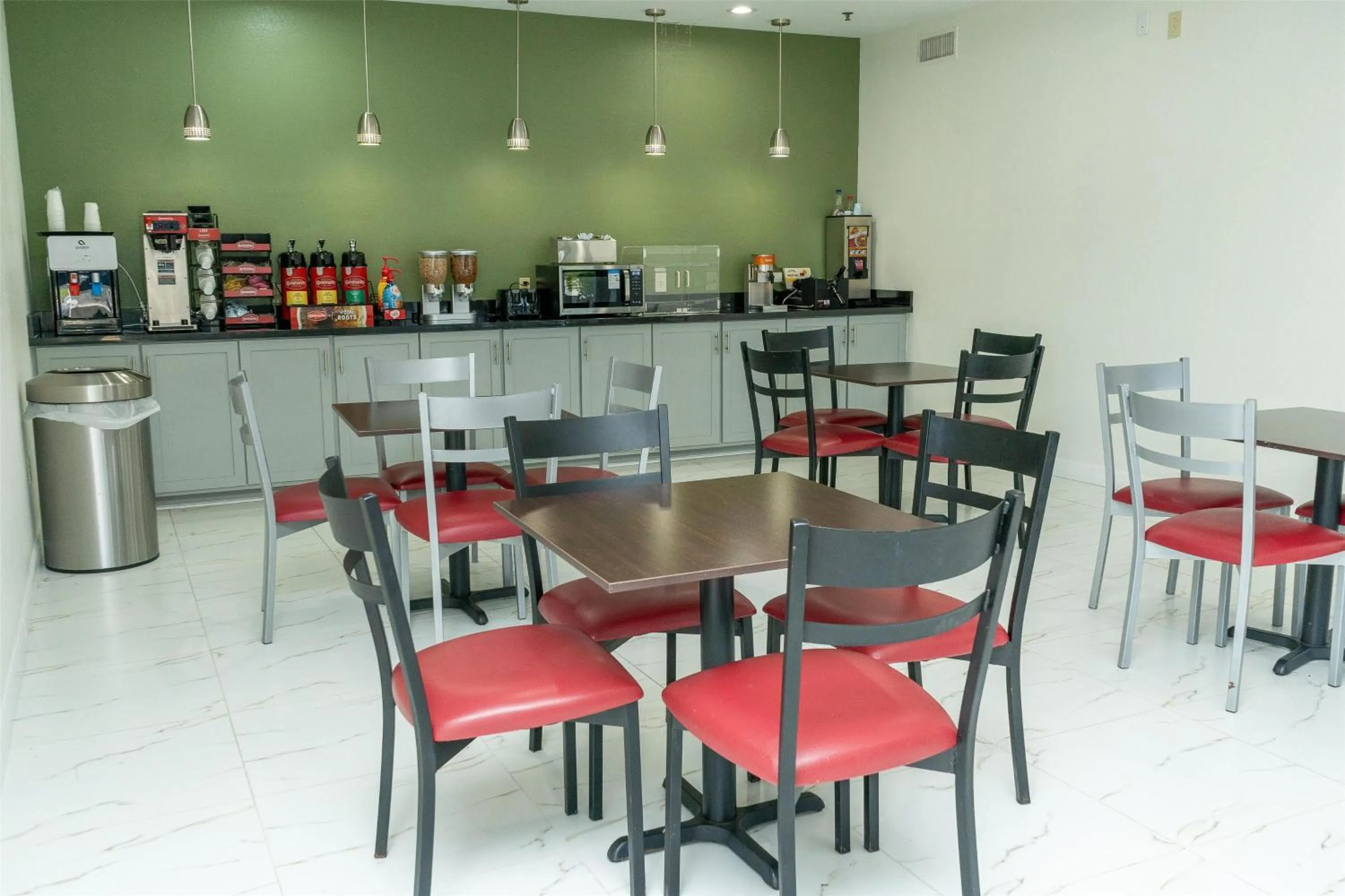 Breakfast in Americas Best Value Inn Donaldsonville