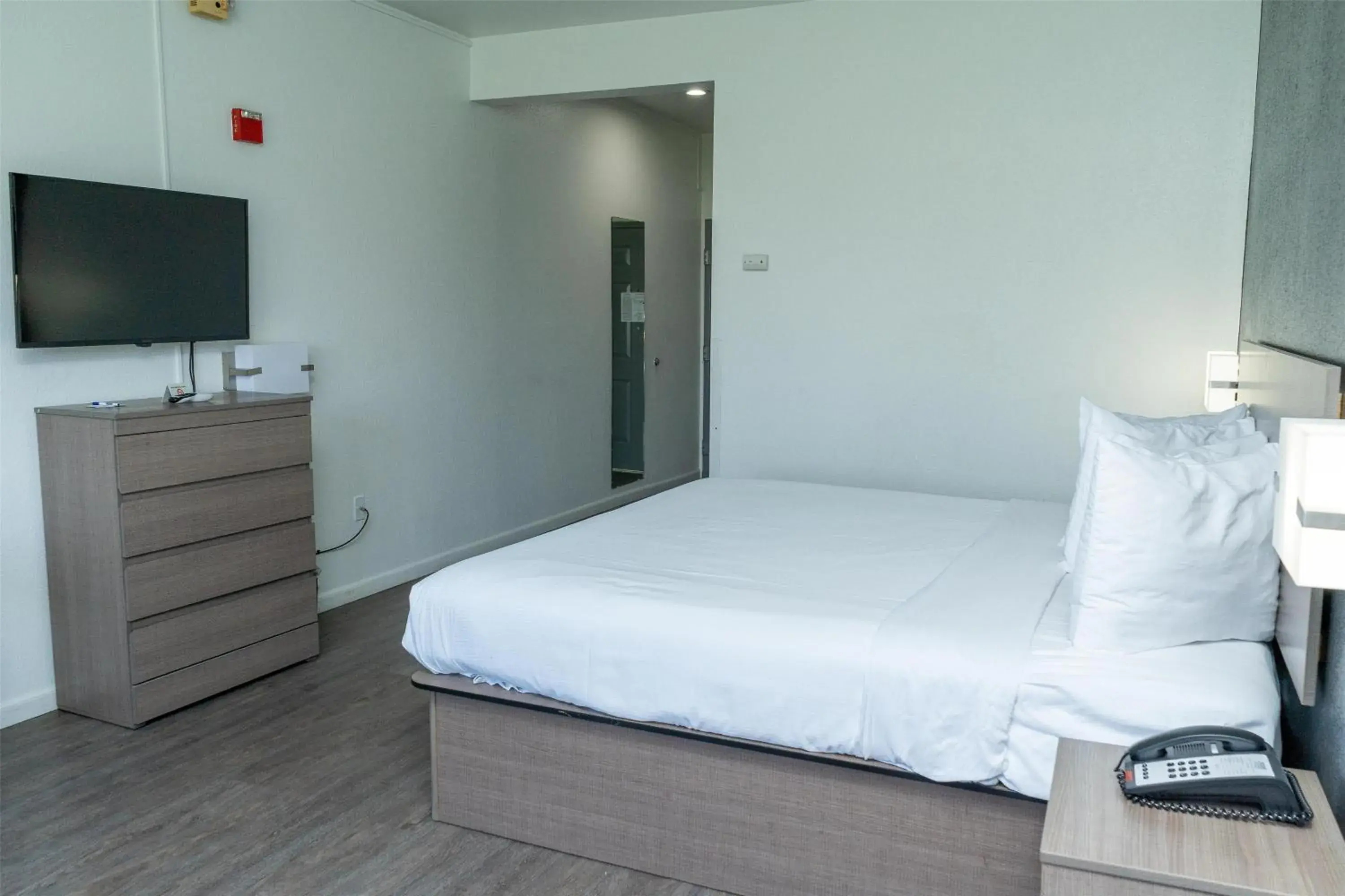 Bedroom, Bed in Americas Best Value Inn Donaldsonville Bedroom, Bed in Americas Best Value Inn Donaldsonville