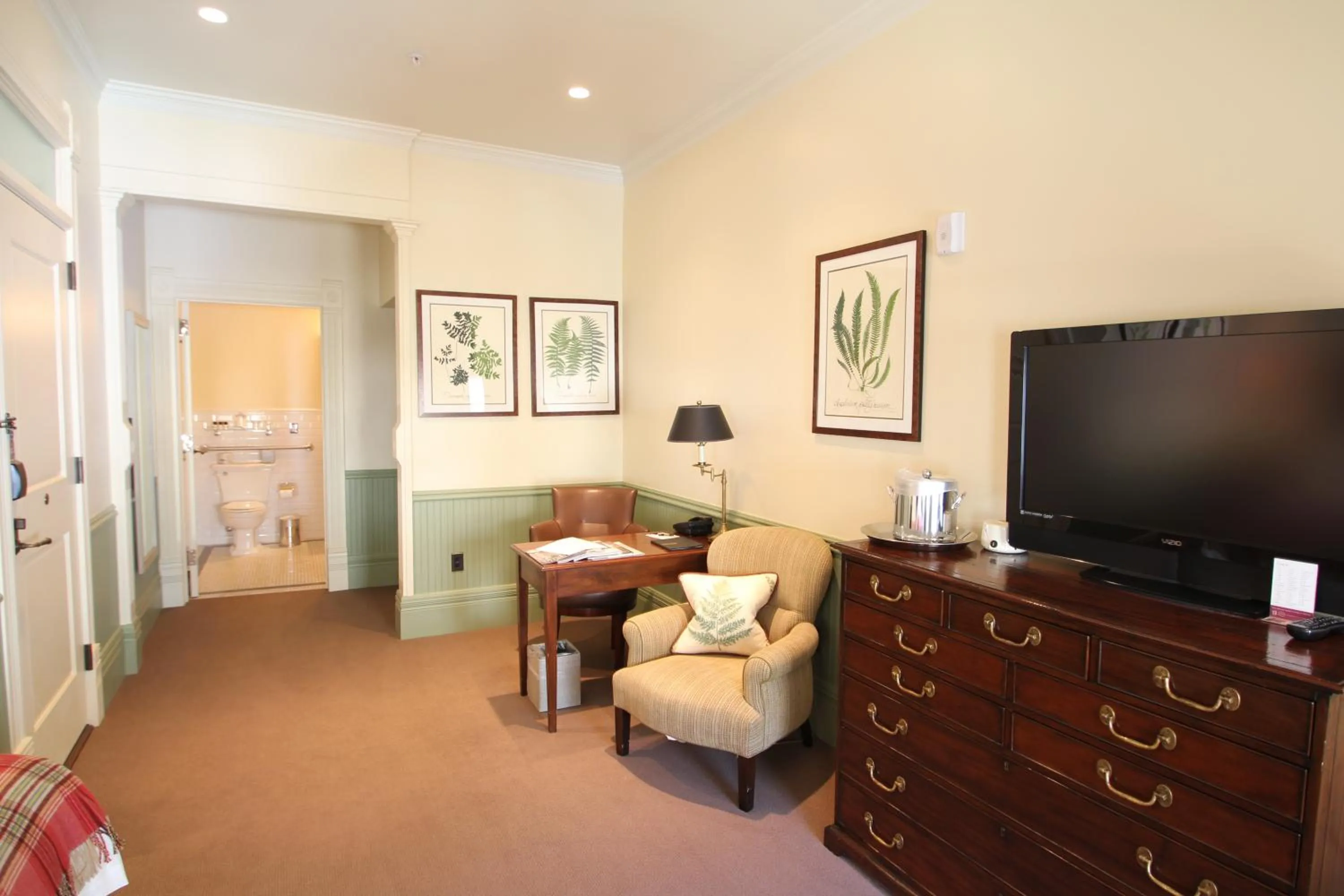 Seating area in New Sheridan Hotel