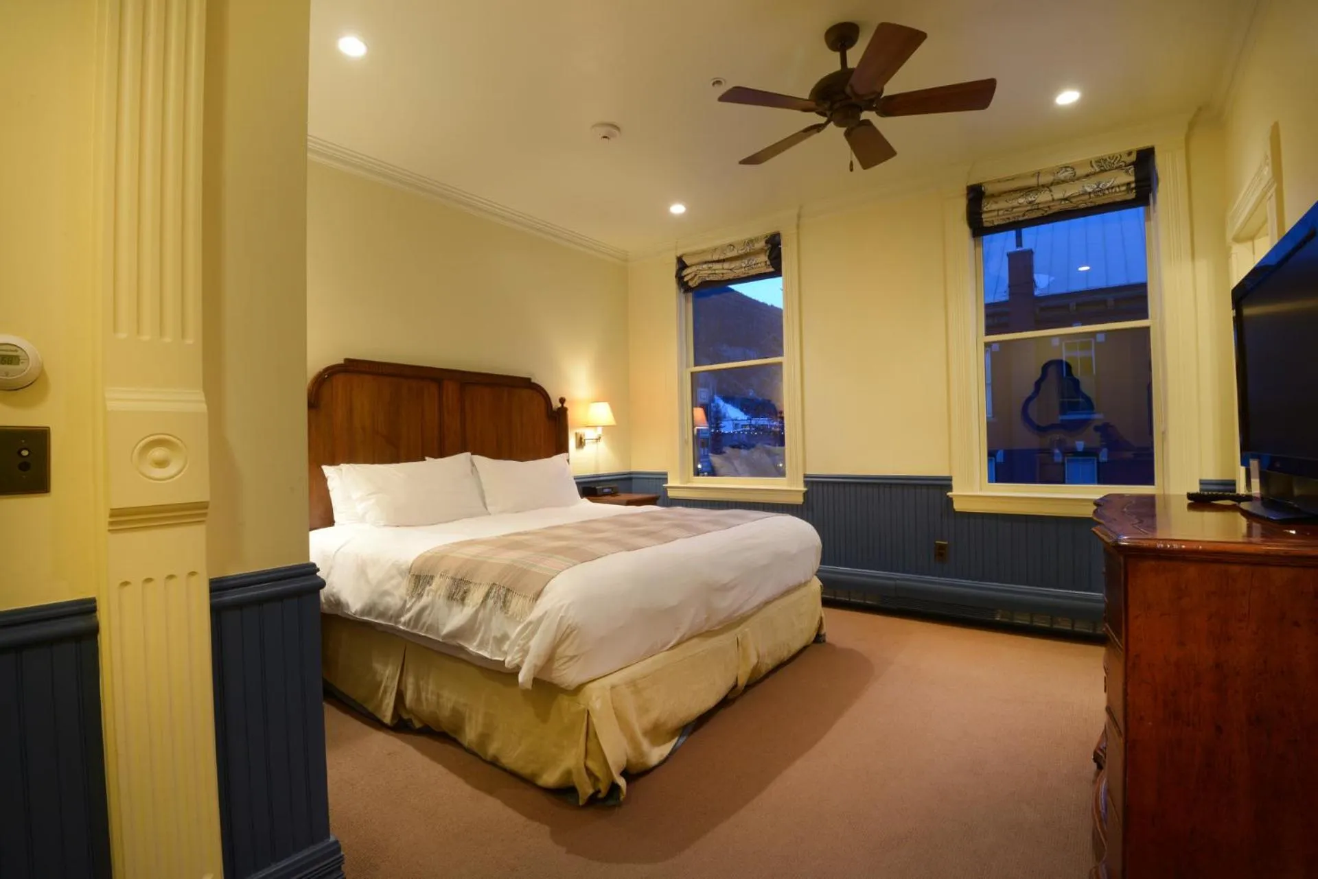 Bed in New Sheridan Hotel