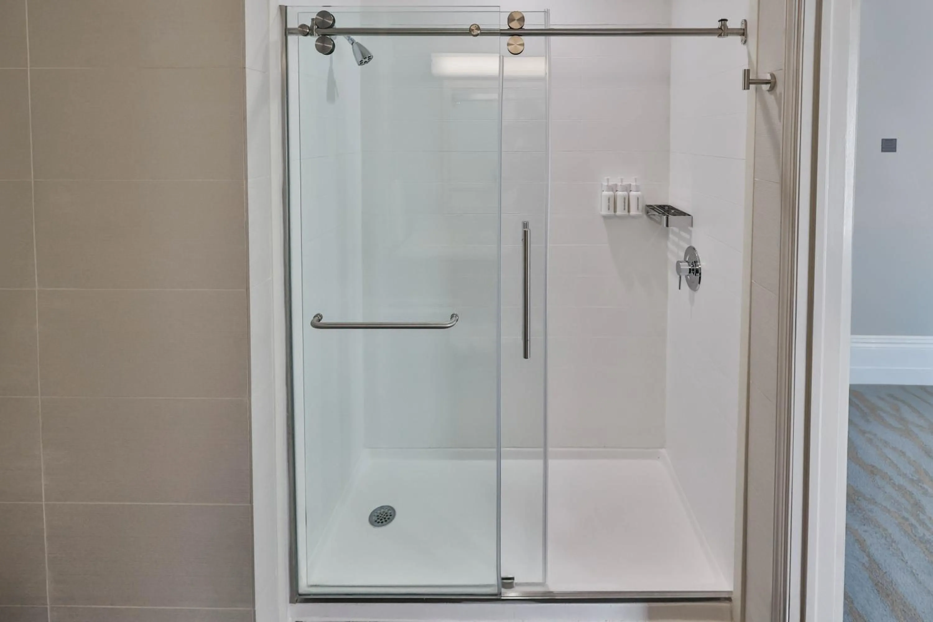 Shower in The Penn Stroud, Stroudsburg - Poconos, an Ascend Collection Hotel