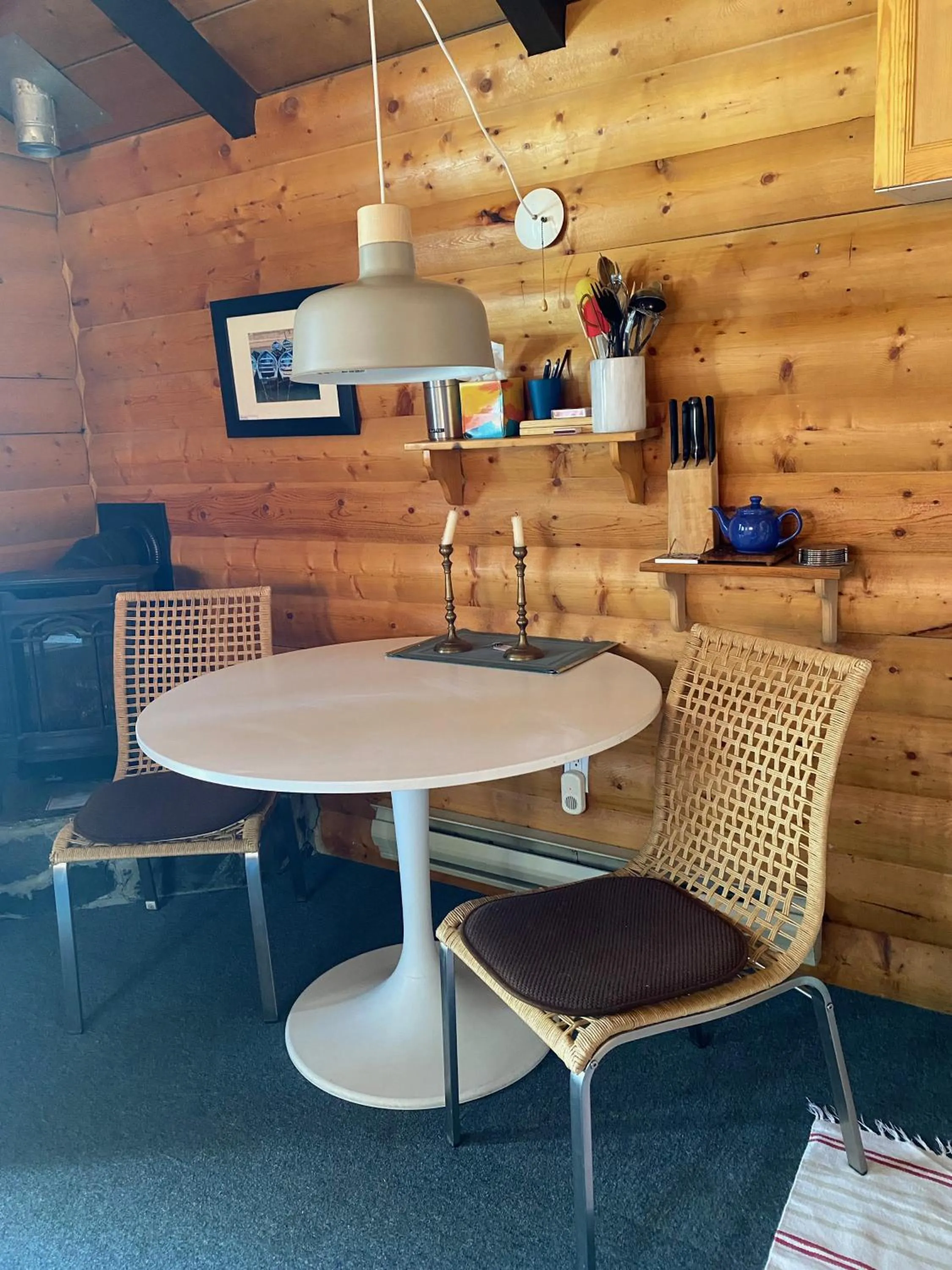 Kitchen or kitchenette in Rocky Mountain Cabins and Home