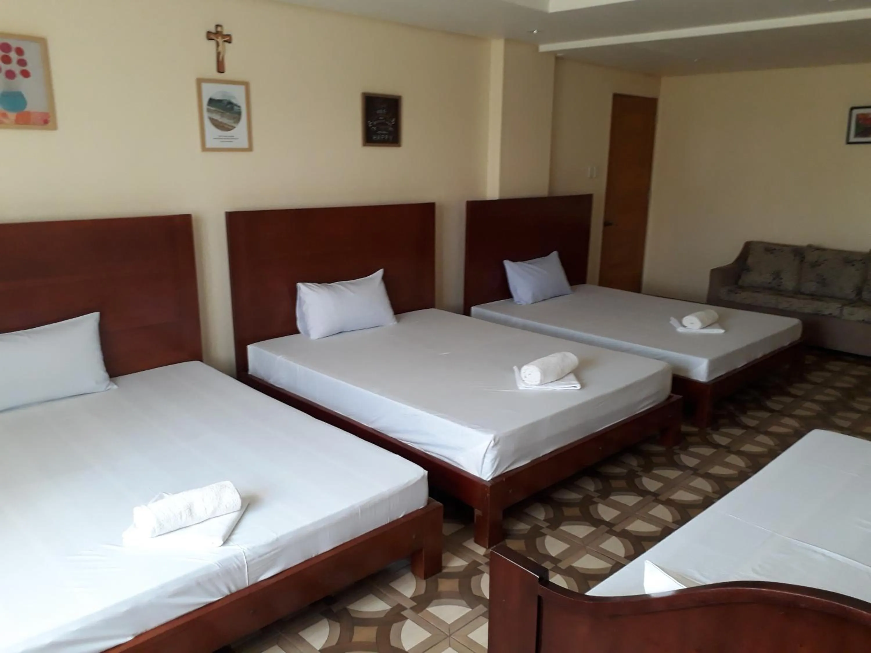 Bedroom, Bed in WMV Hotel & Restaurant