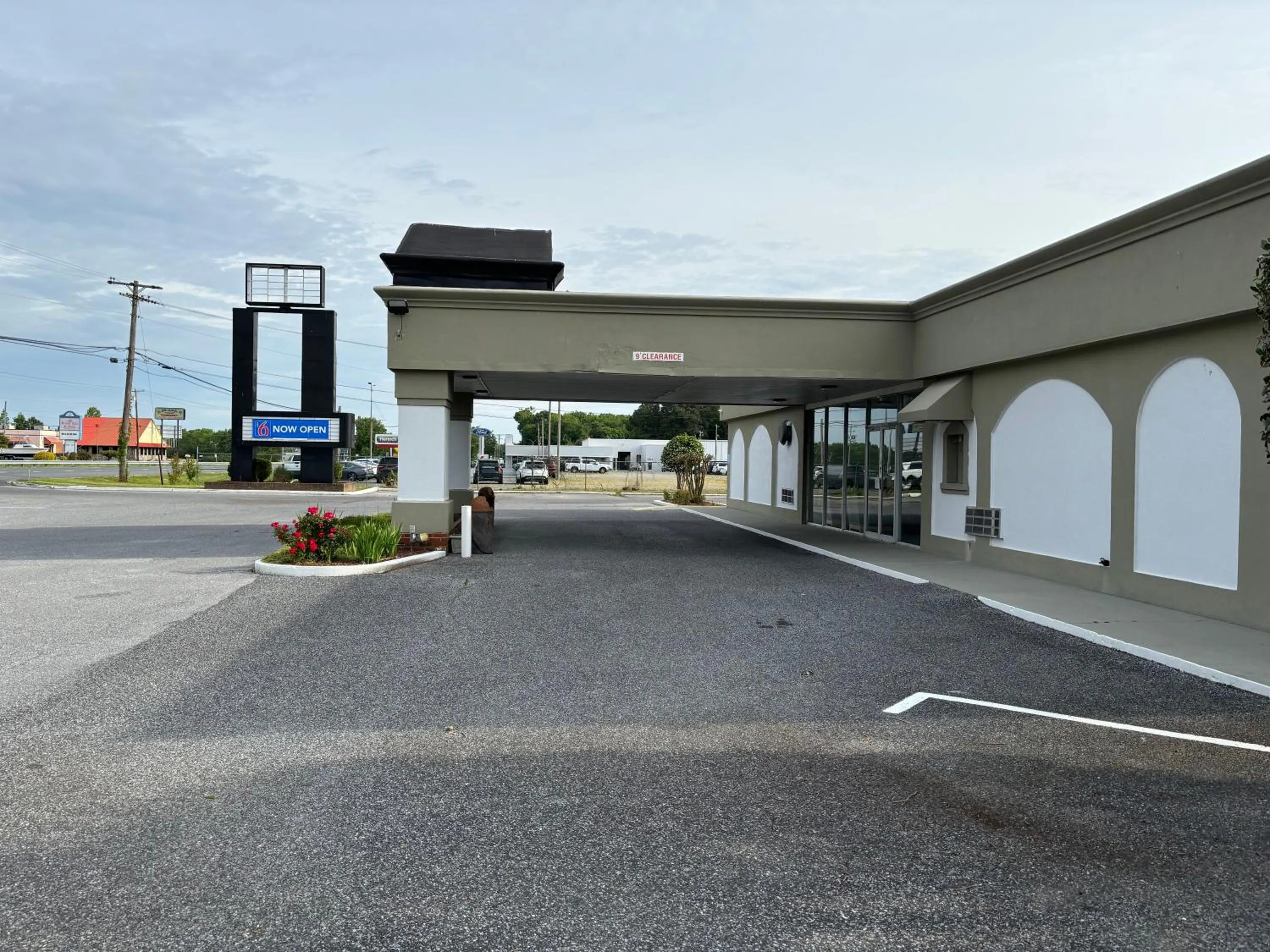 Property building in Motel 6 Pocomoke City, MD