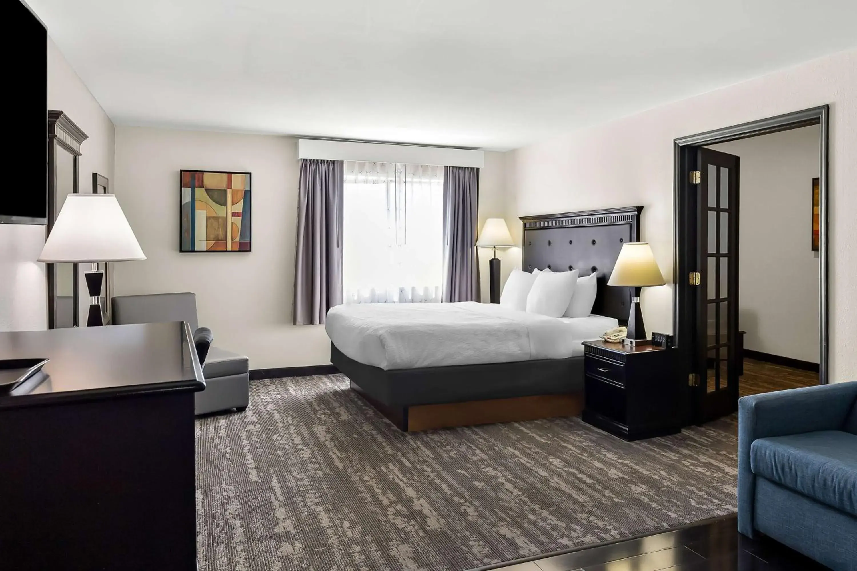 Photo of the whole room, Bed in Best Western Saluki Inn Photo of the whole room, Bed in Best Western Saluki Inn