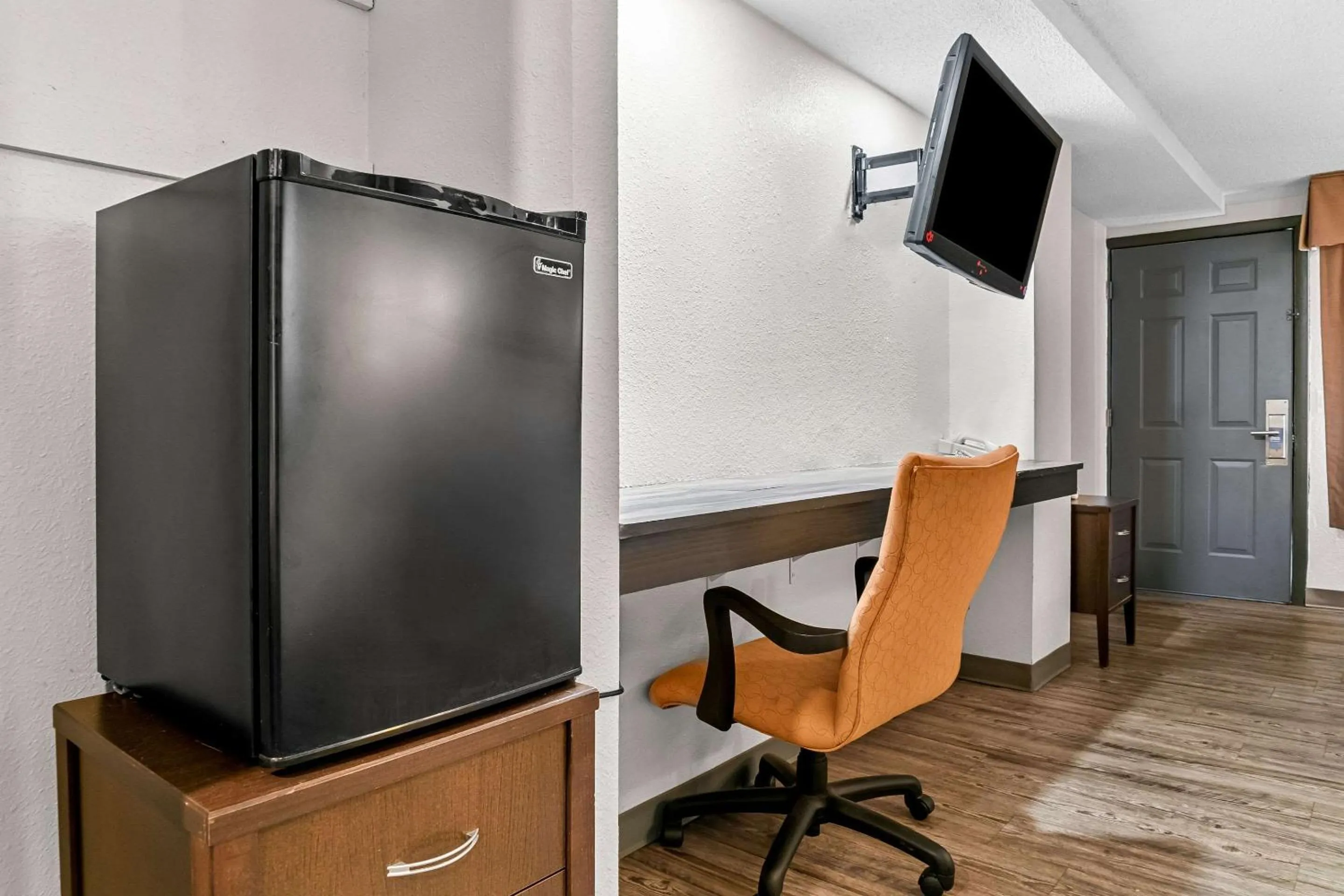 Bedroom in Rodeway Inn & Suites