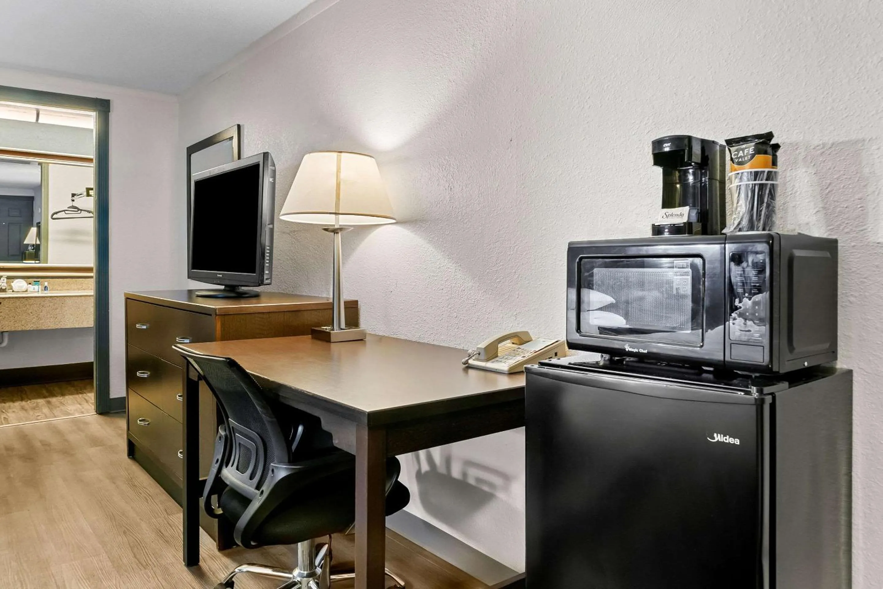 Bedroom in Rodeway Inn & Suites