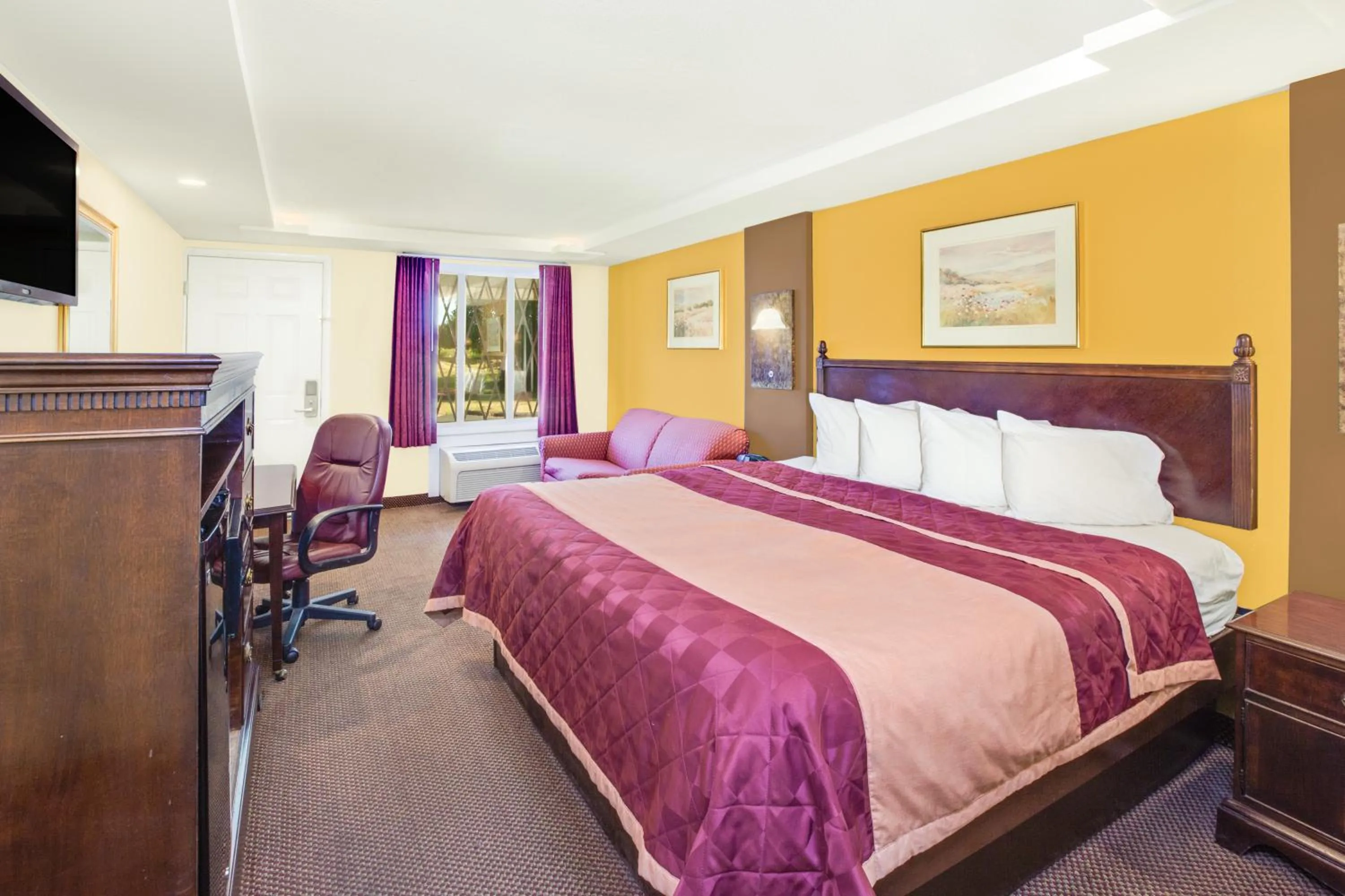 Photo of the whole room in Rodeway Inn & Suites