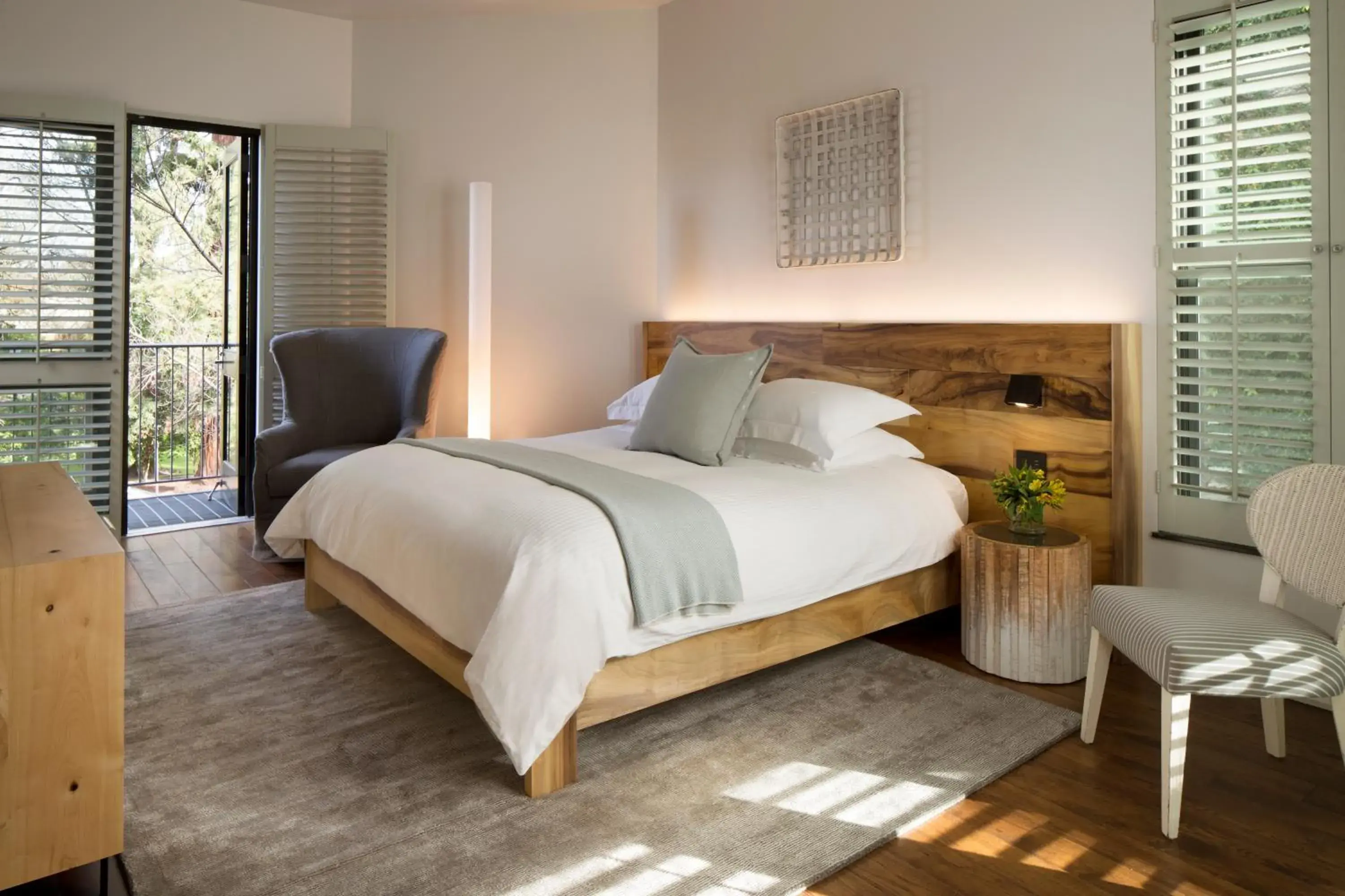 Day, Bed in Hotel Healdsburg Day, Bed in Hotel Healdsburg