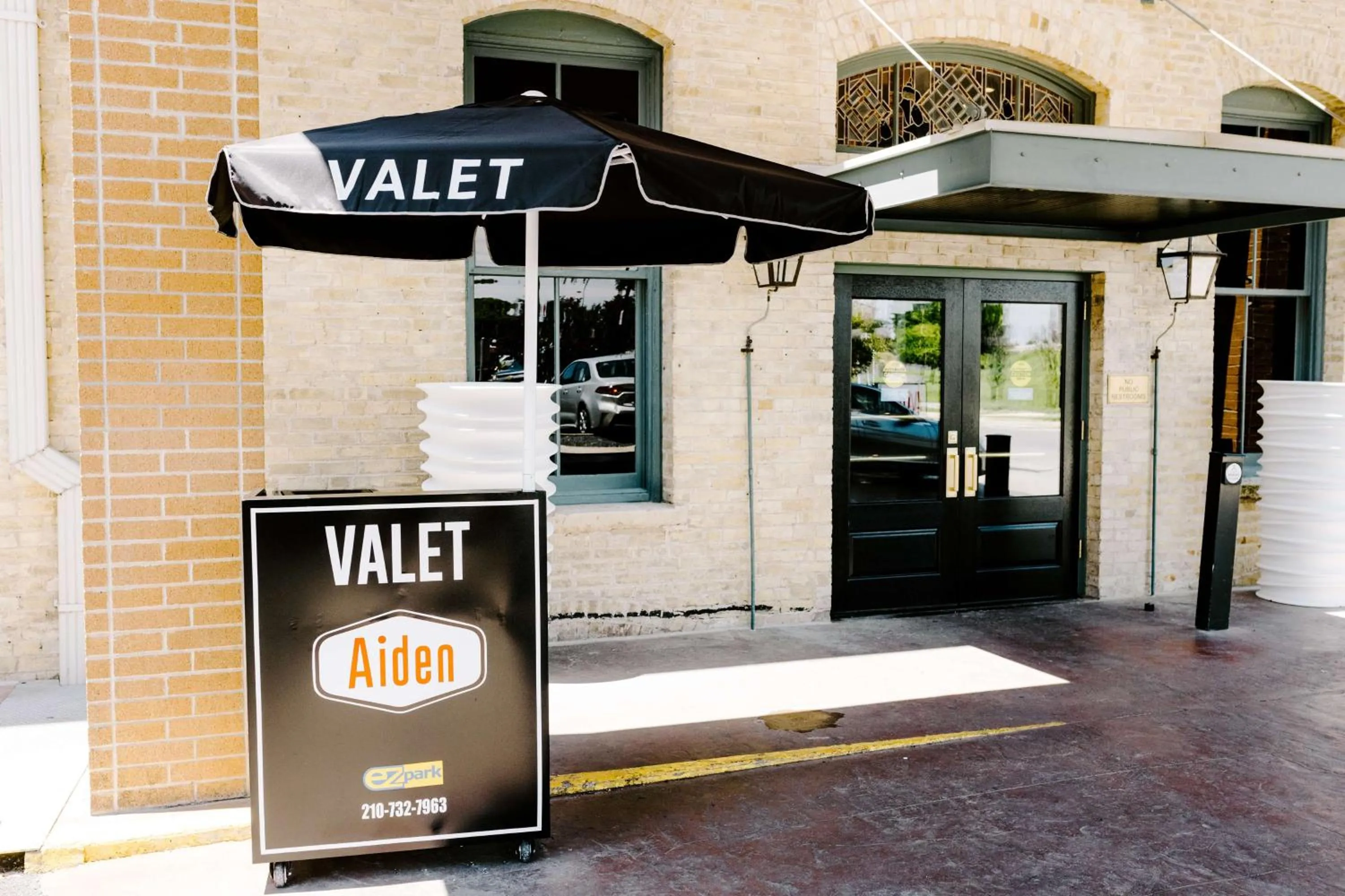 Other in Aiden San Antonio Riverwalk