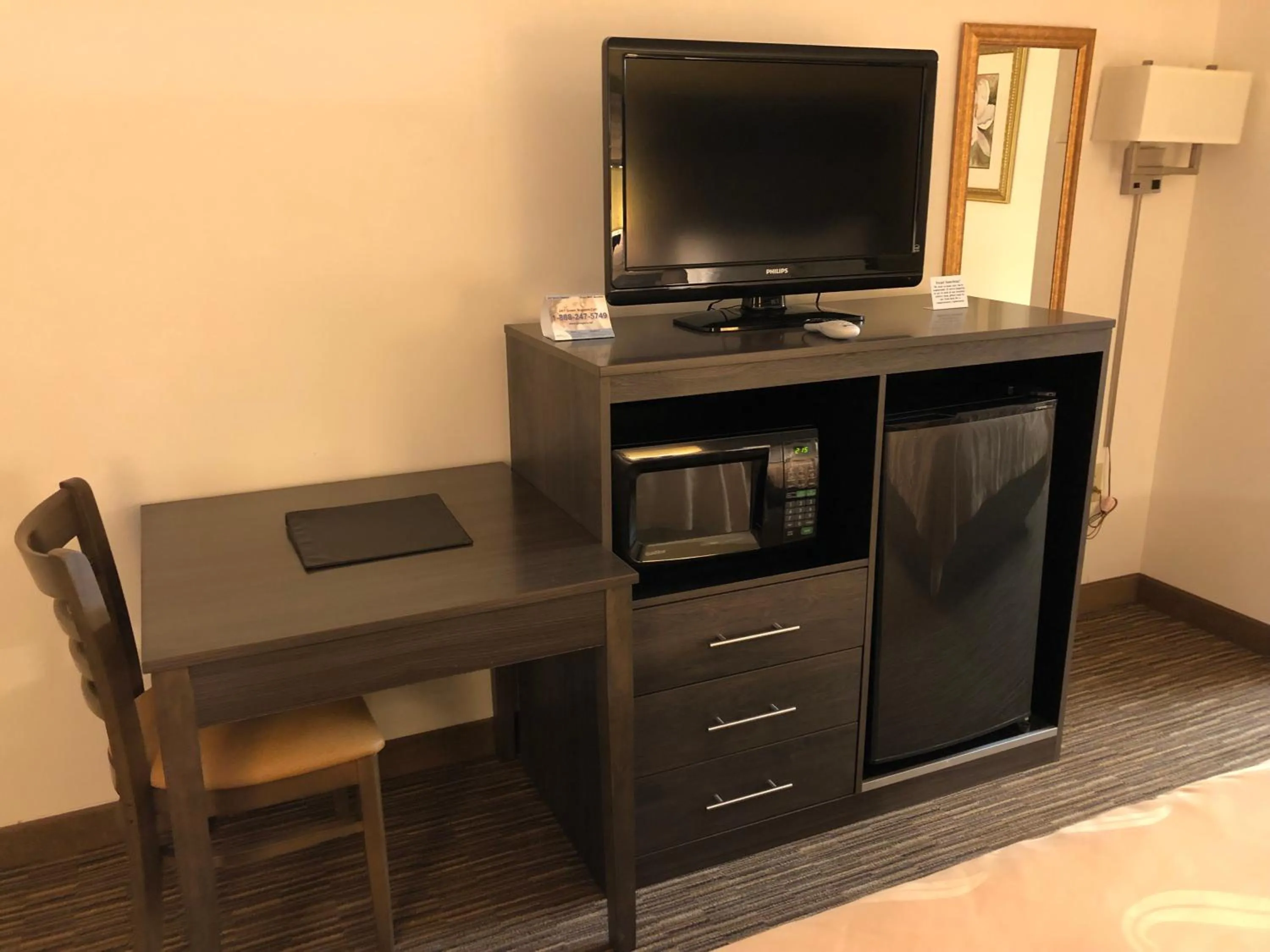 TV and multimedia in Quality Inn Bennettsville
