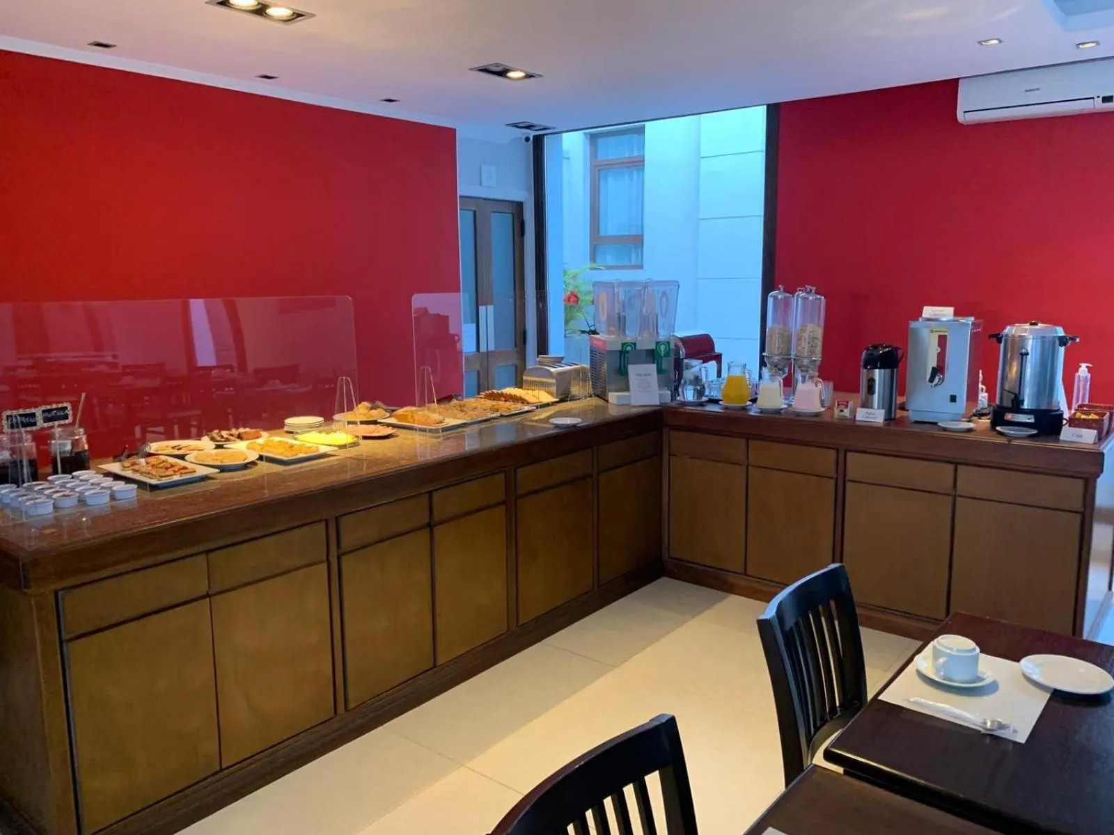 Breakfast in Hotel Italiano