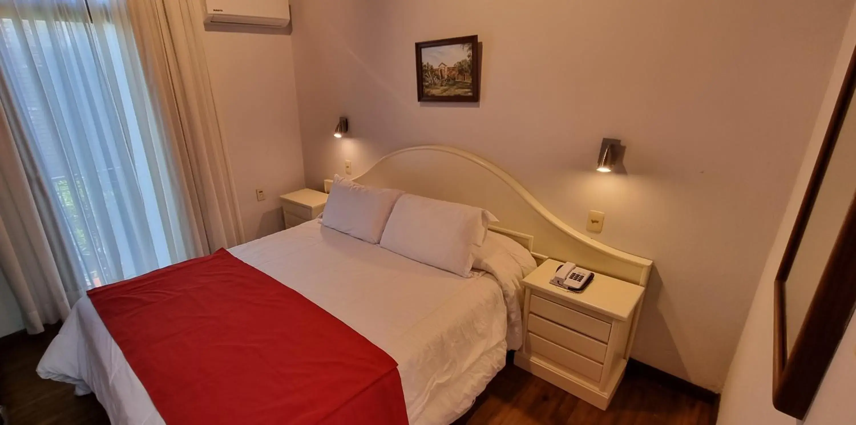 Standard Double or Twin Room in Hotel Italiano Standard Double or Twin Room in Hotel Italiano