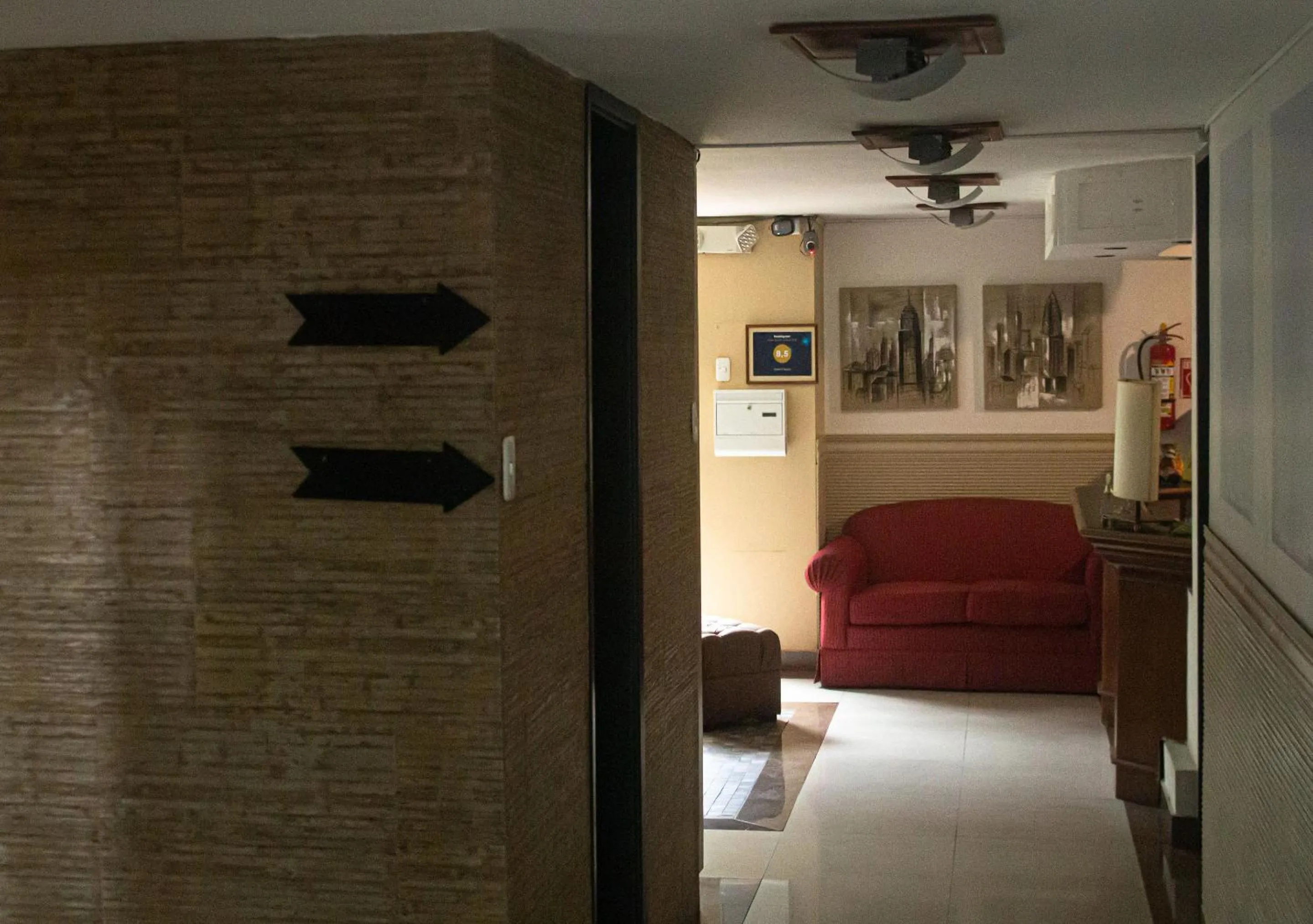 Lobby or reception in Filatelia Suites & Travel