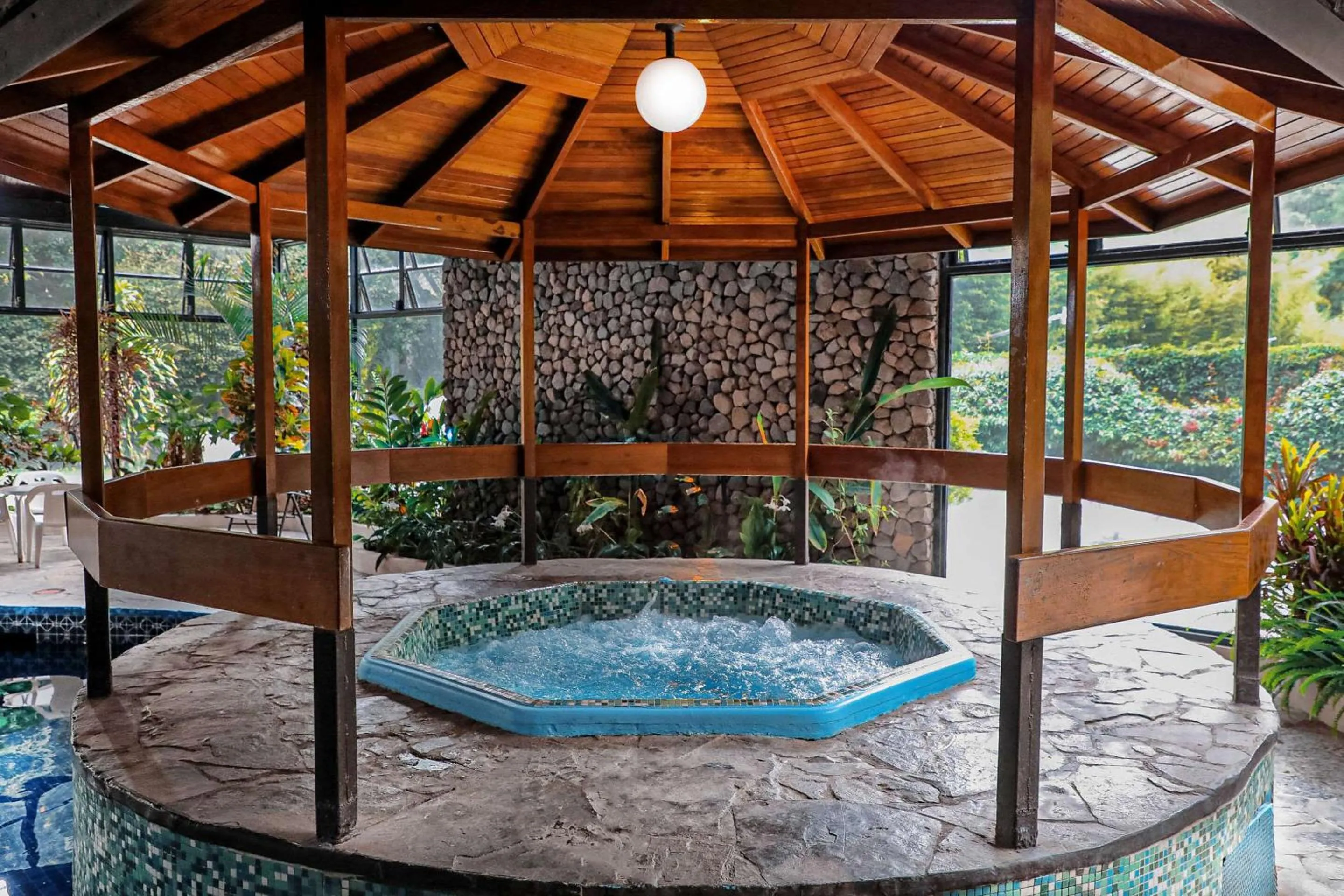 Swimming pool in Hotel Bambito By Faranda Boutique, a member of Radisson Individuals