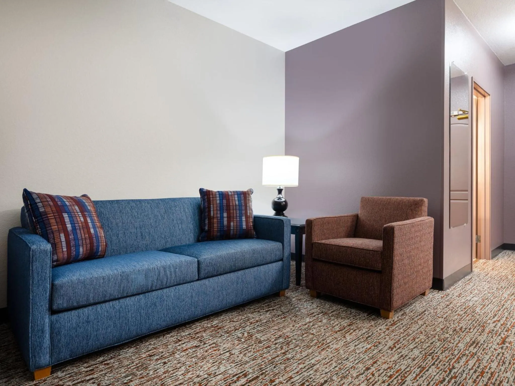 Photo of the whole room in Garner Hotel Gillette South by IHG