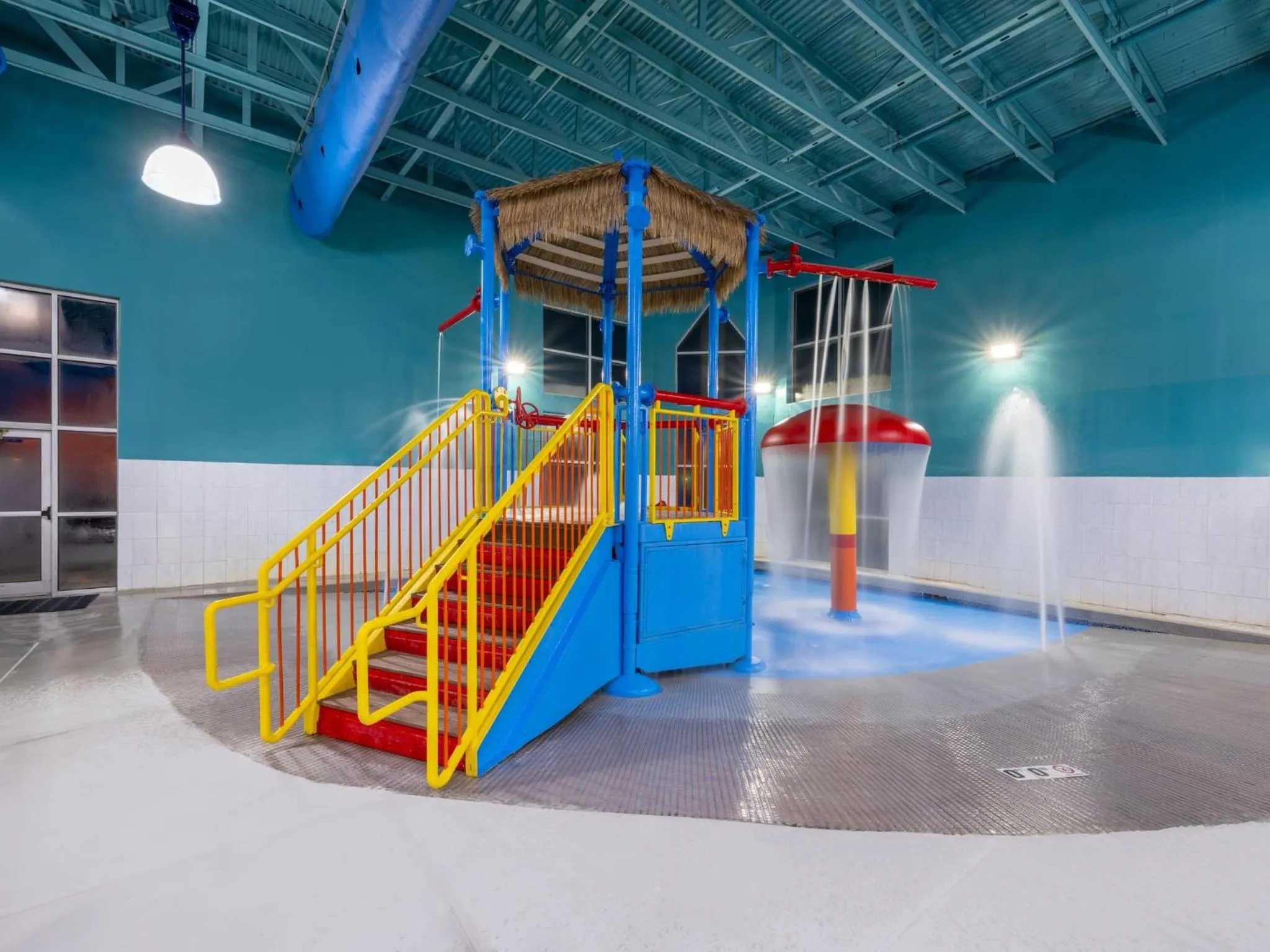 Area and facilities in Garner Hotel Gillette South by IHG