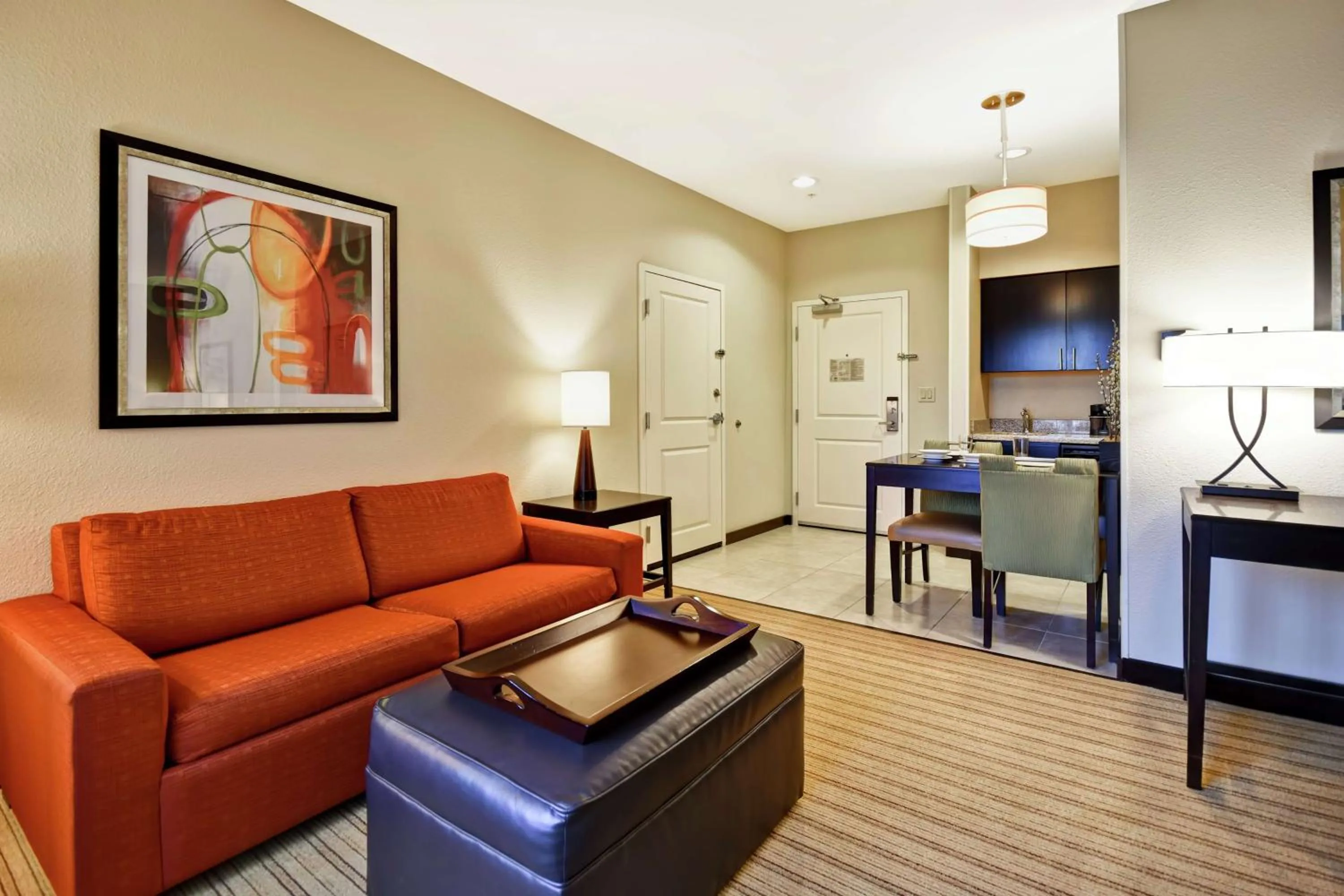 Living room in Homewood Suites by Hilton Fort Worth West at Cityview