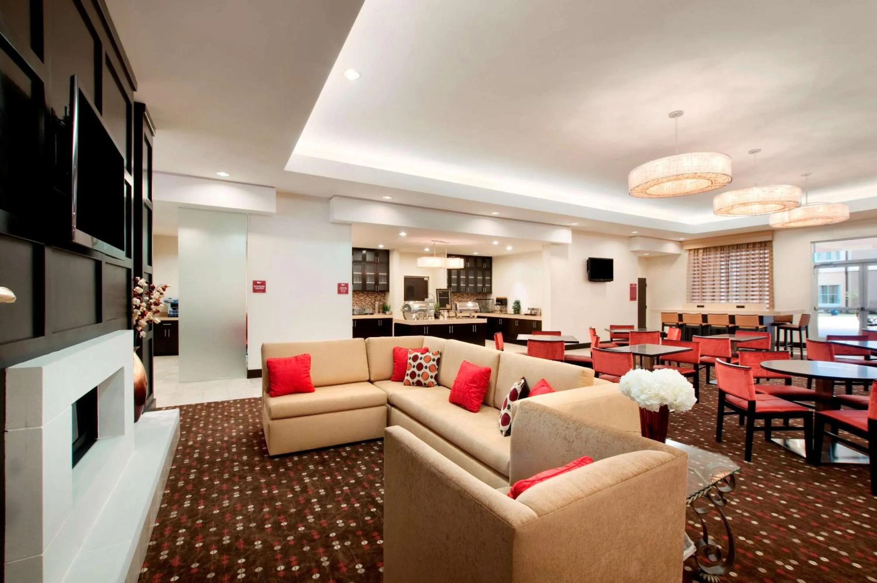 Lounge or bar in Homewood Suites by Hilton Fort Worth West at Cityview