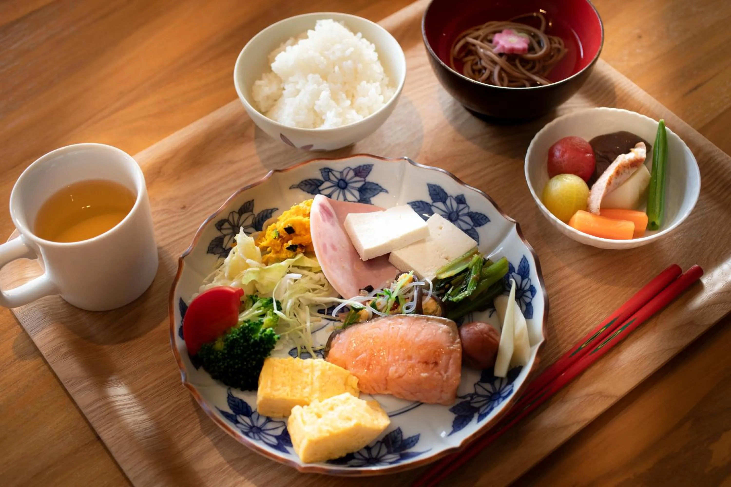 Breakfast in Yuyaruru Saisai