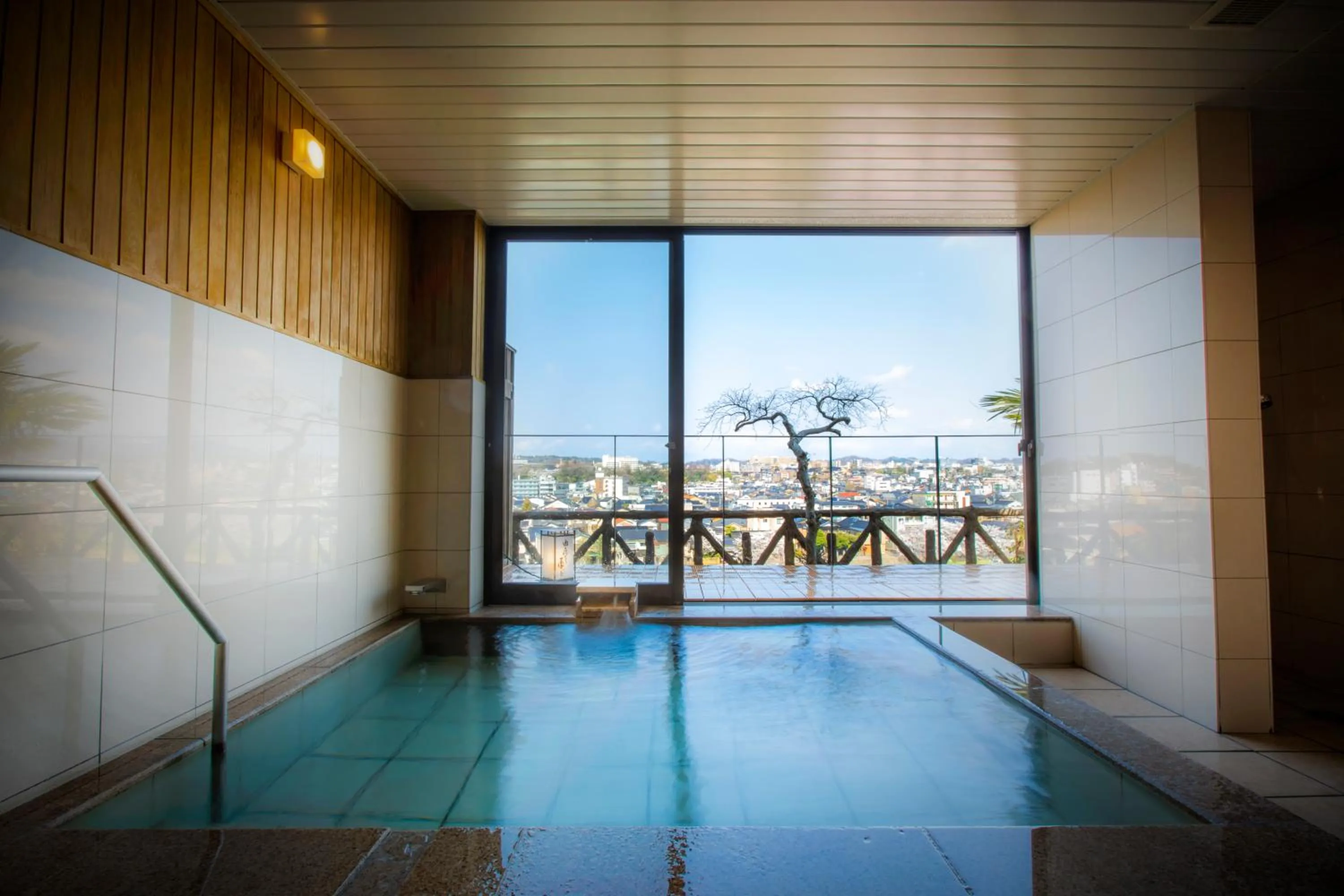 Public Bath in Yuyaruru Saisai