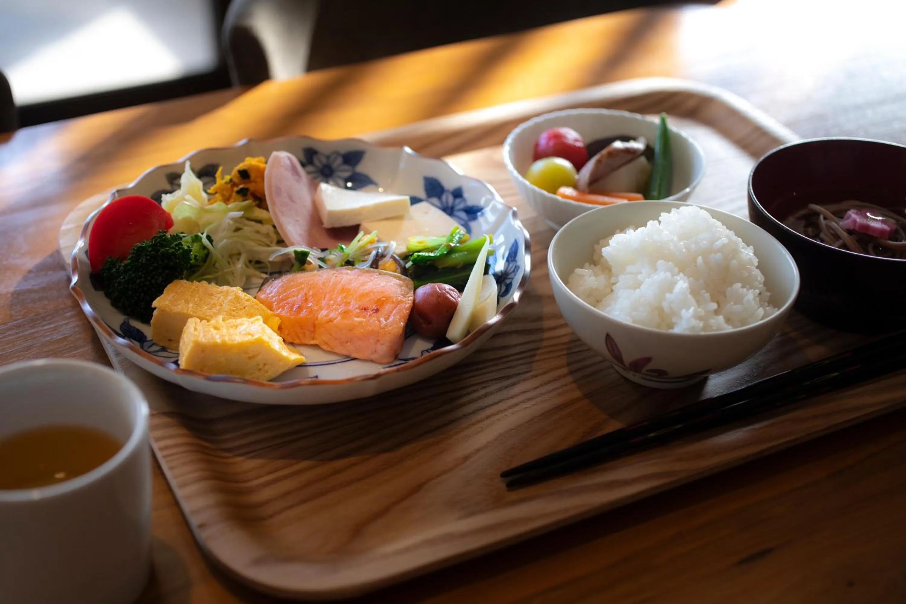 Breakfast in Yuyaruru Saisai