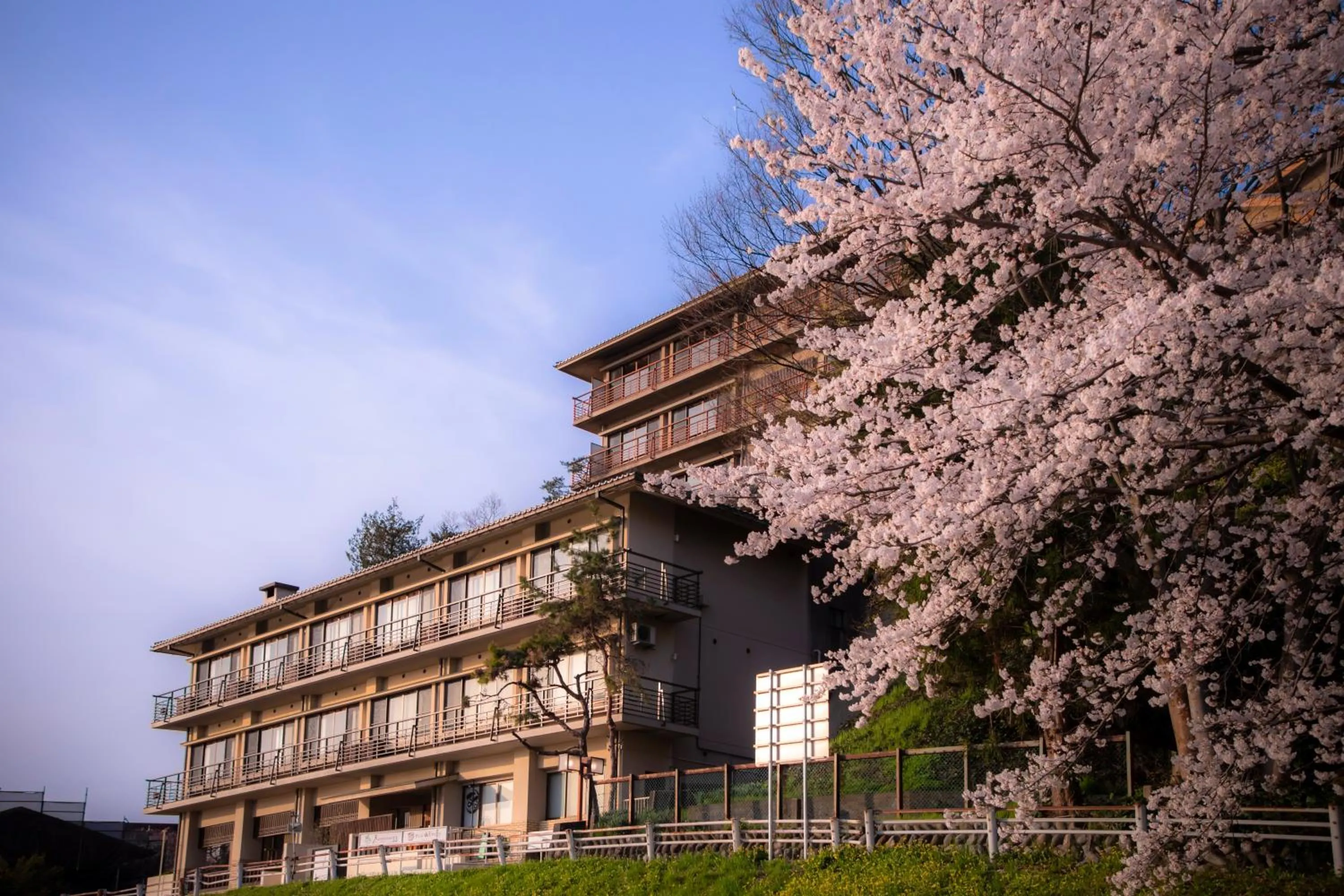 Property building in Yuyaruru Saisai