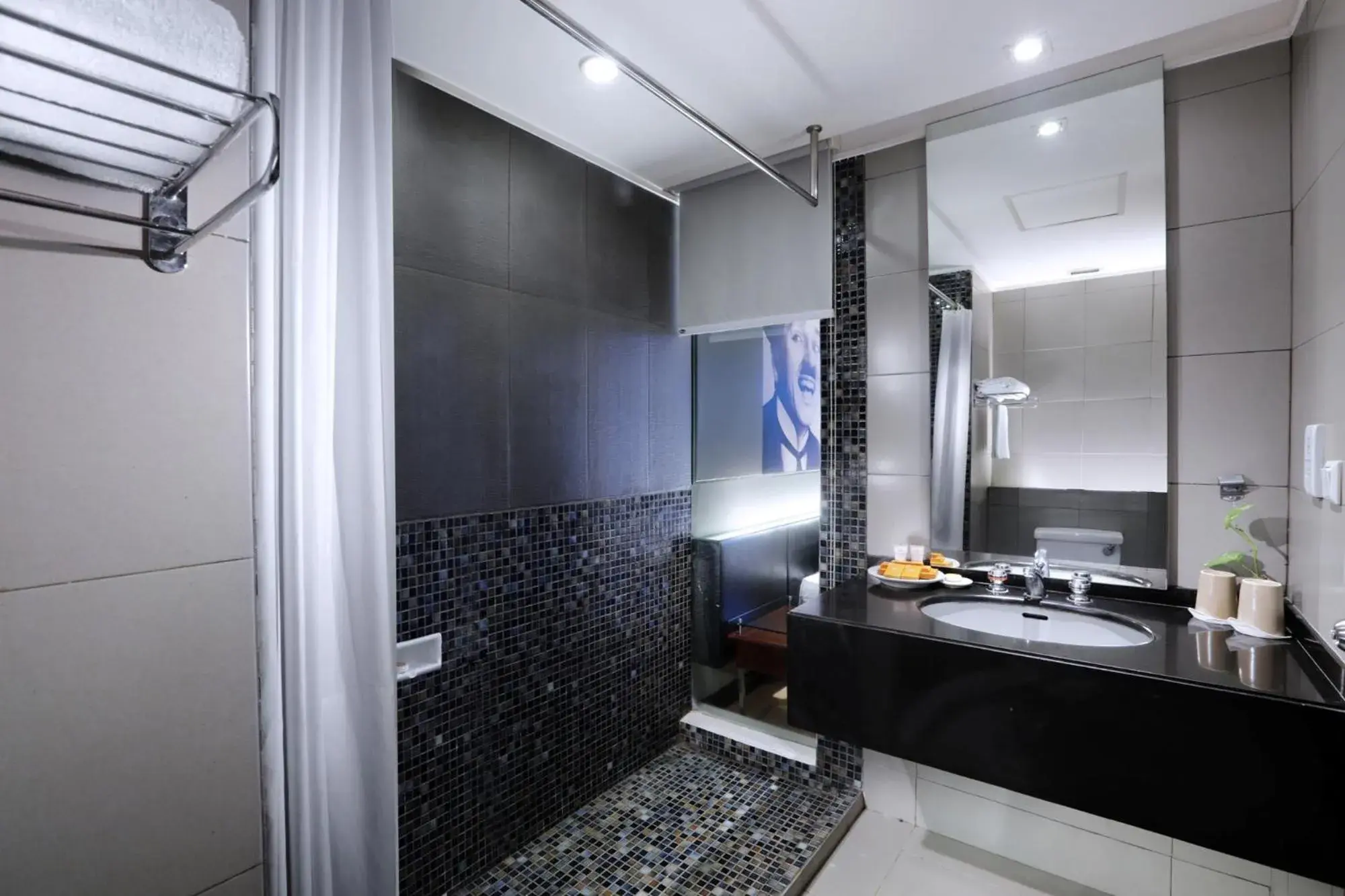 Deluxe Double Room in Grand Candi Hotel Deluxe Double Room in Grand Candi Hotel