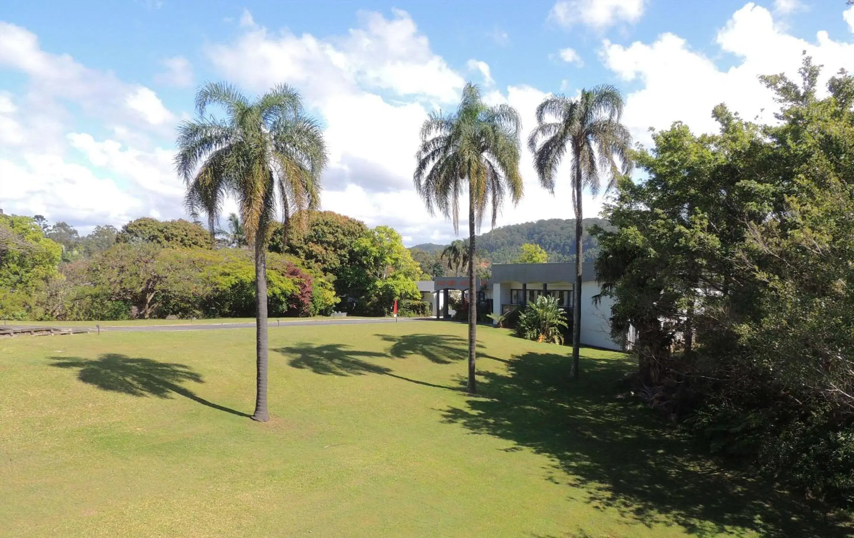 Property building in Comfort Inn Premier Property building in Comfort Inn Premier