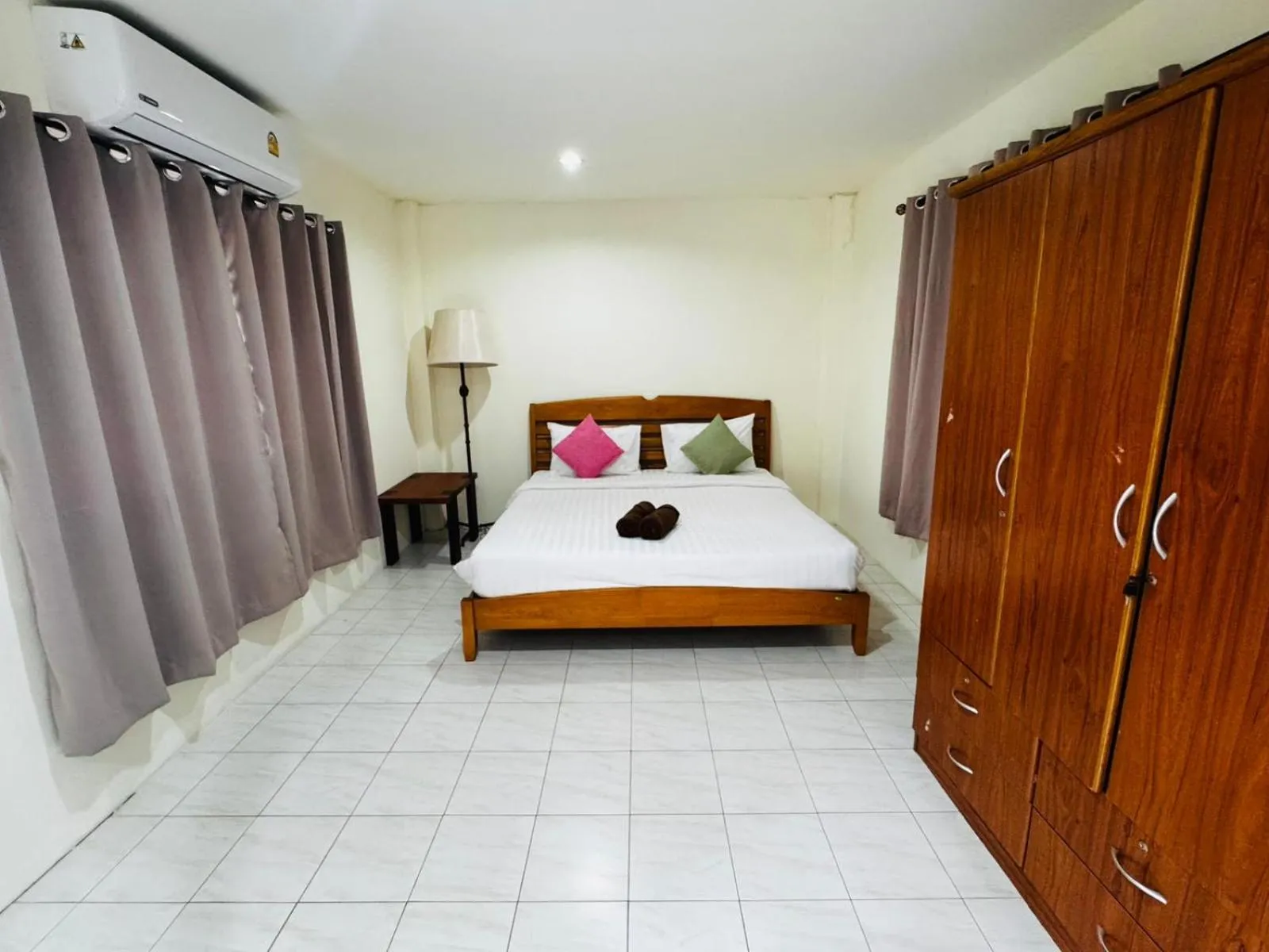 Bed in Penzy Guest House