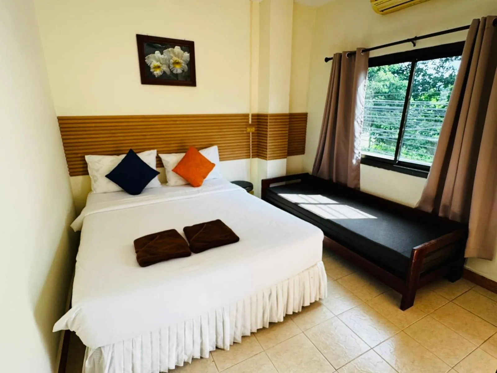 Bed in Penzy Guest House