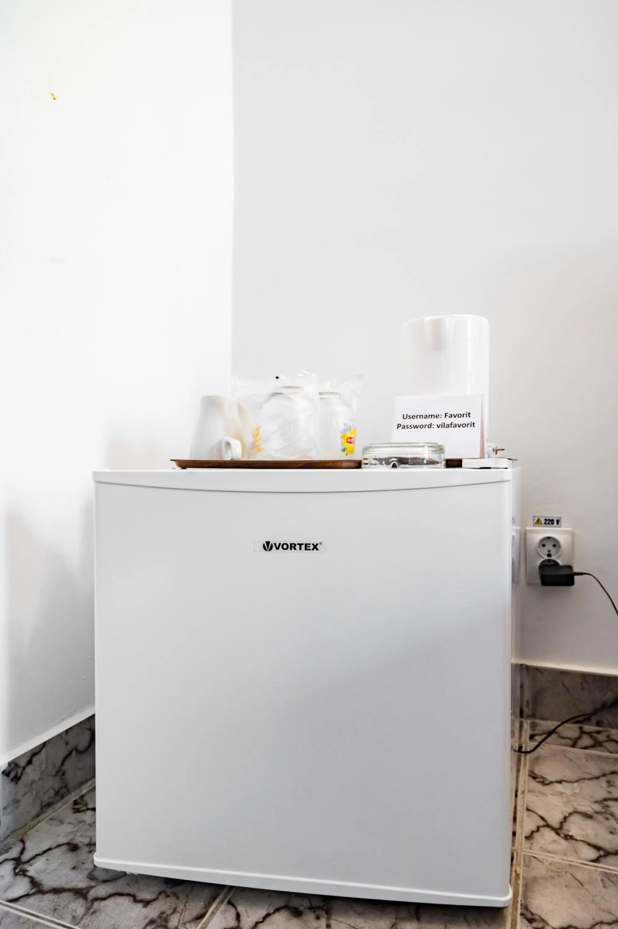 Complex Paloma Coral