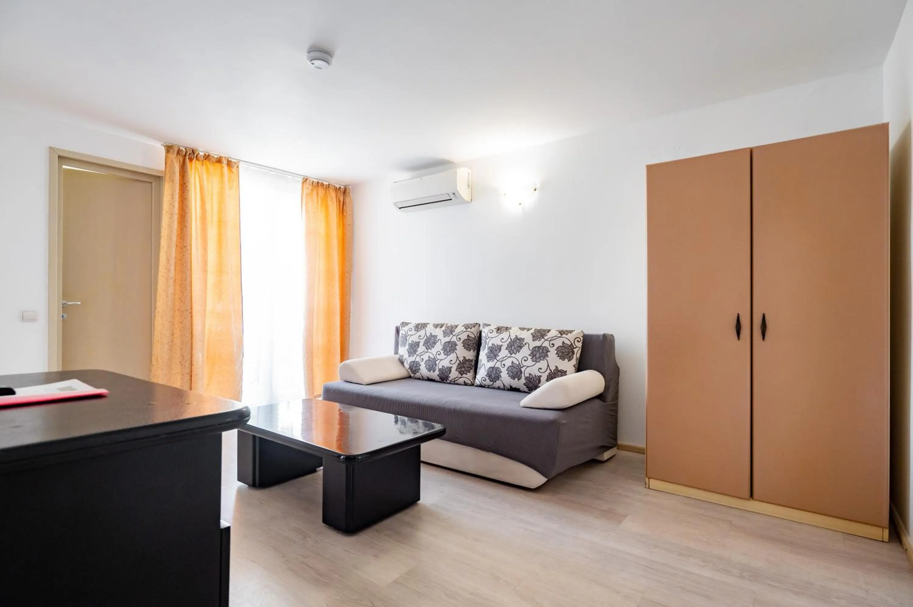 Complex Paloma Coral