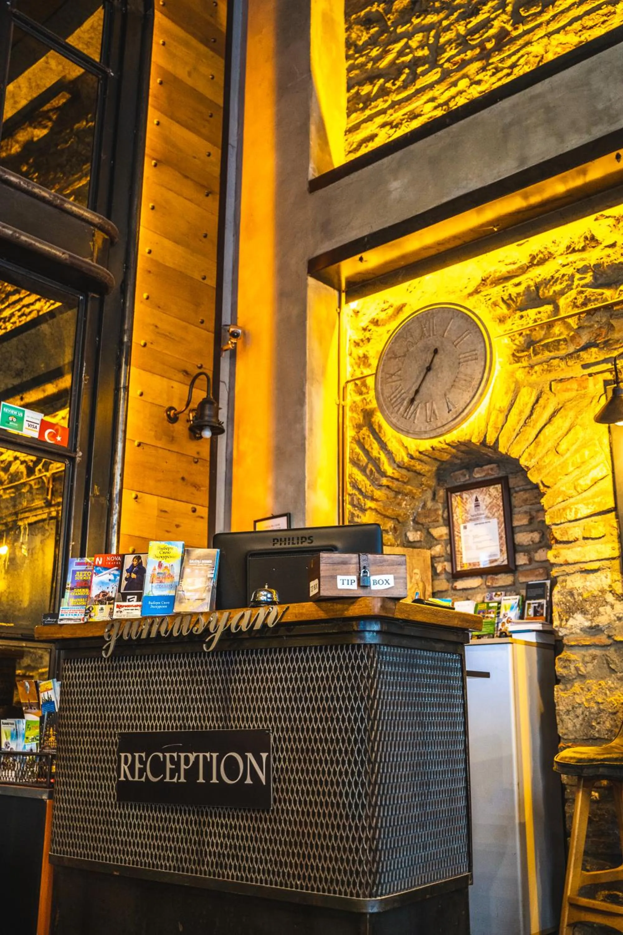 Lobby or reception in West Pera Hotel