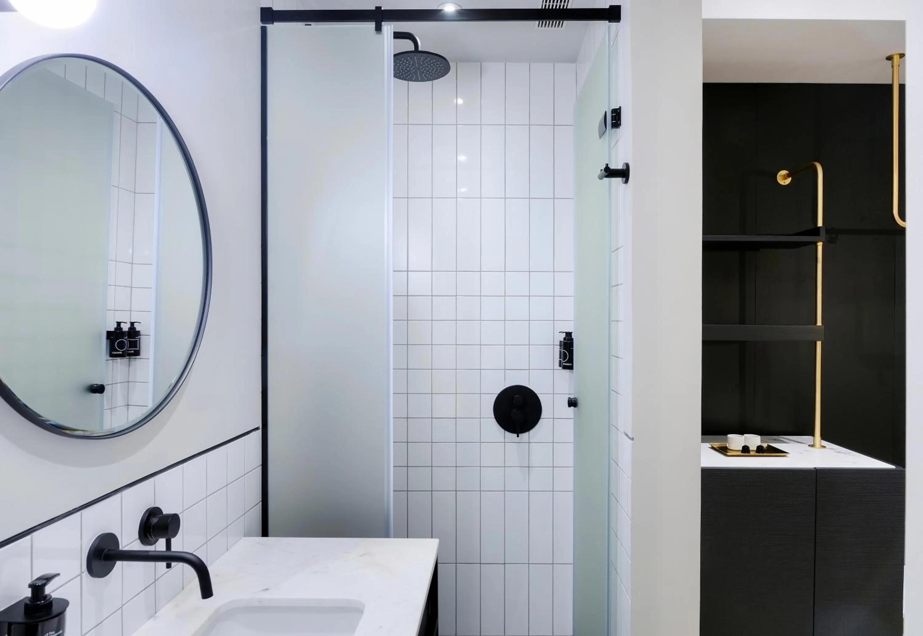 Bathroom in The Modernist Thessaloniki