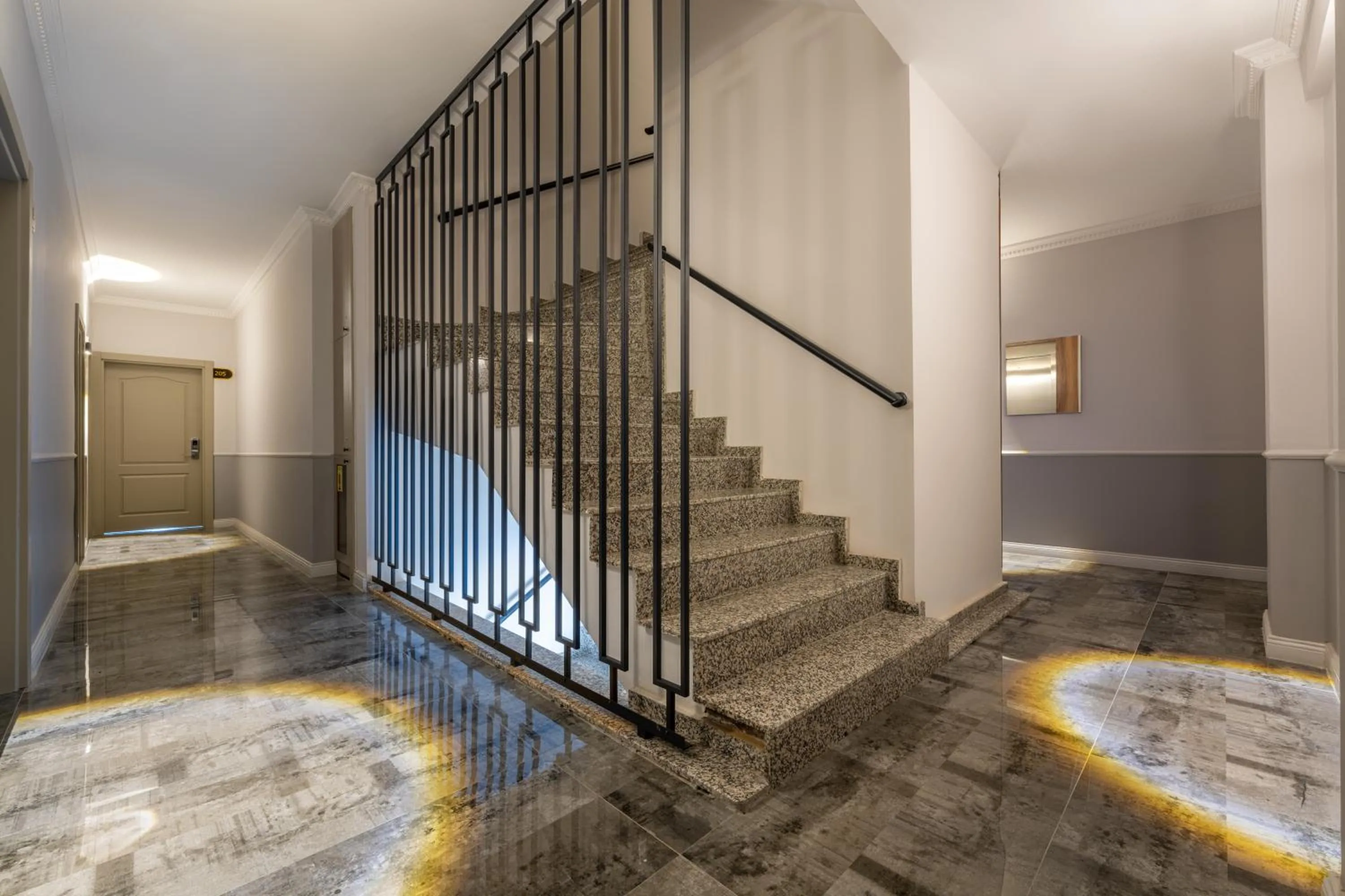 Property building in Lemon Hotel