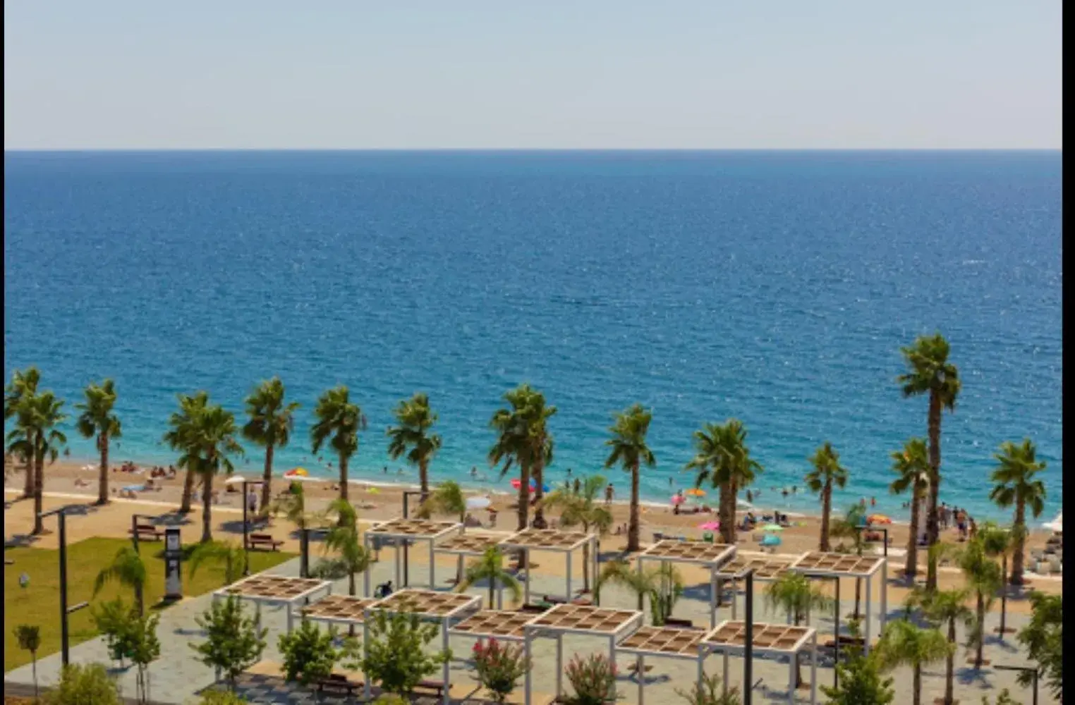 Beach in Lemon Hotel