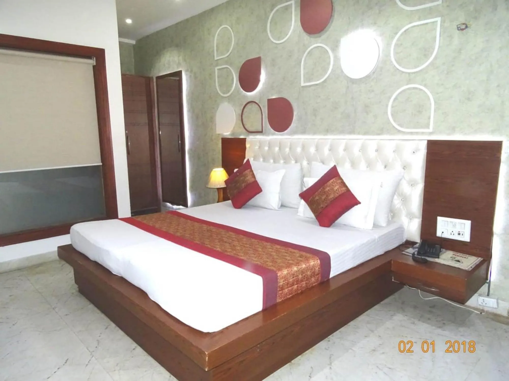 Bed in Hotel Indraprastha