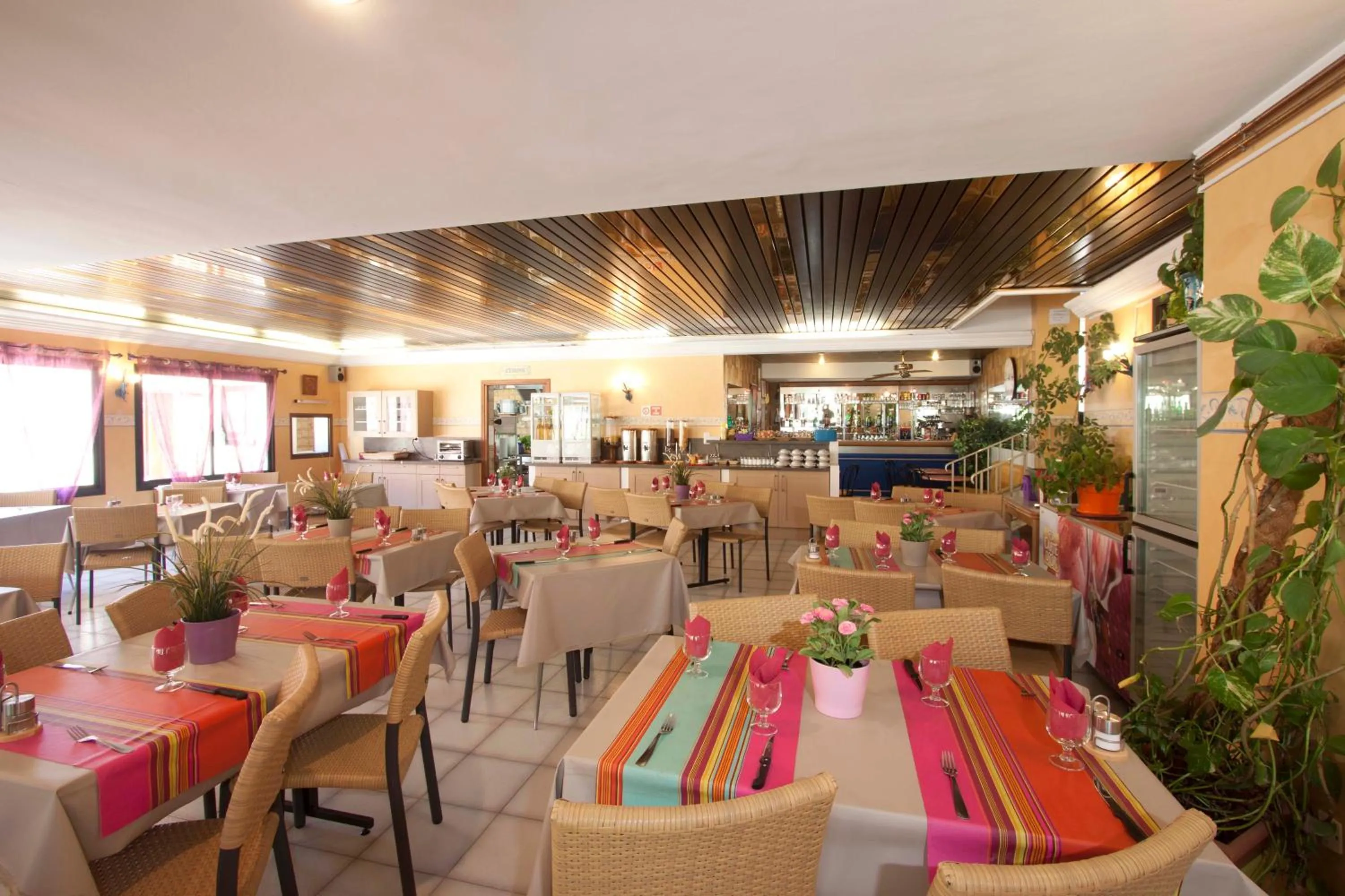 Restaurant/places to eat in Hôtel La Croix de Malte