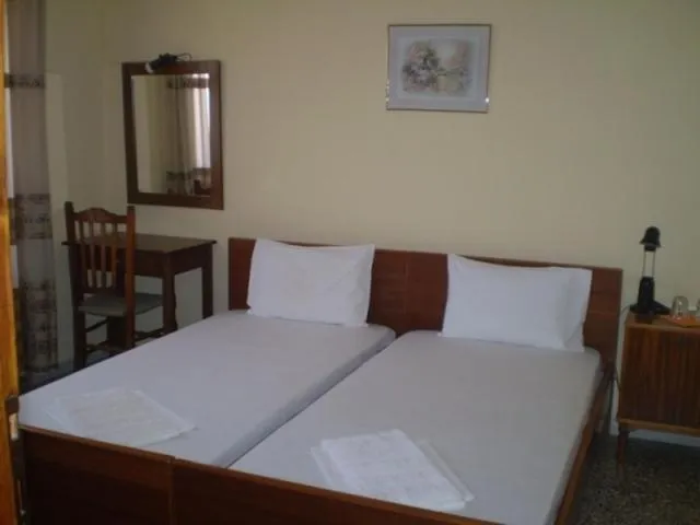 Bed in Hotel Apolafsi