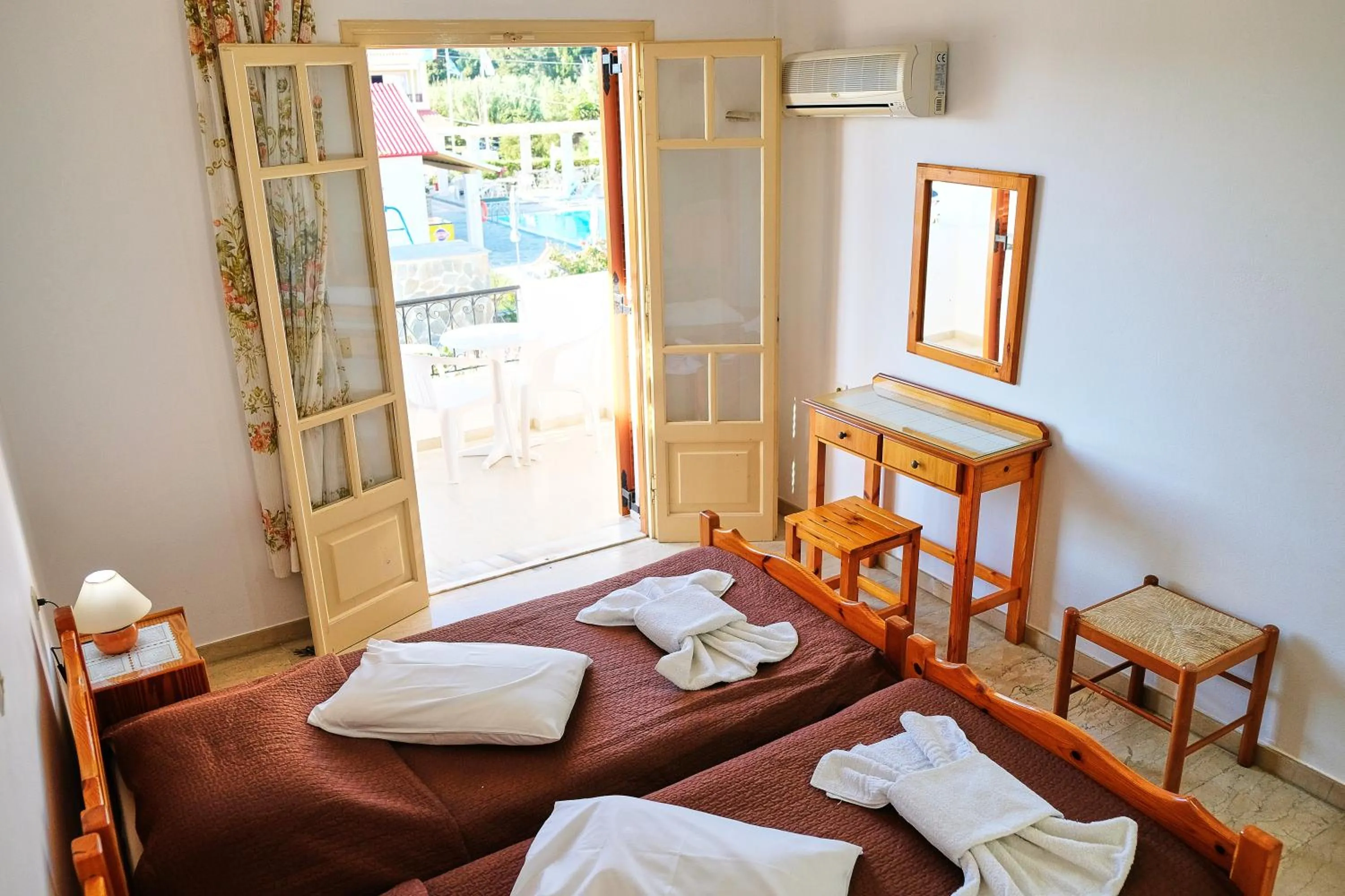 Bedroom, Bed in Tria Adelphia